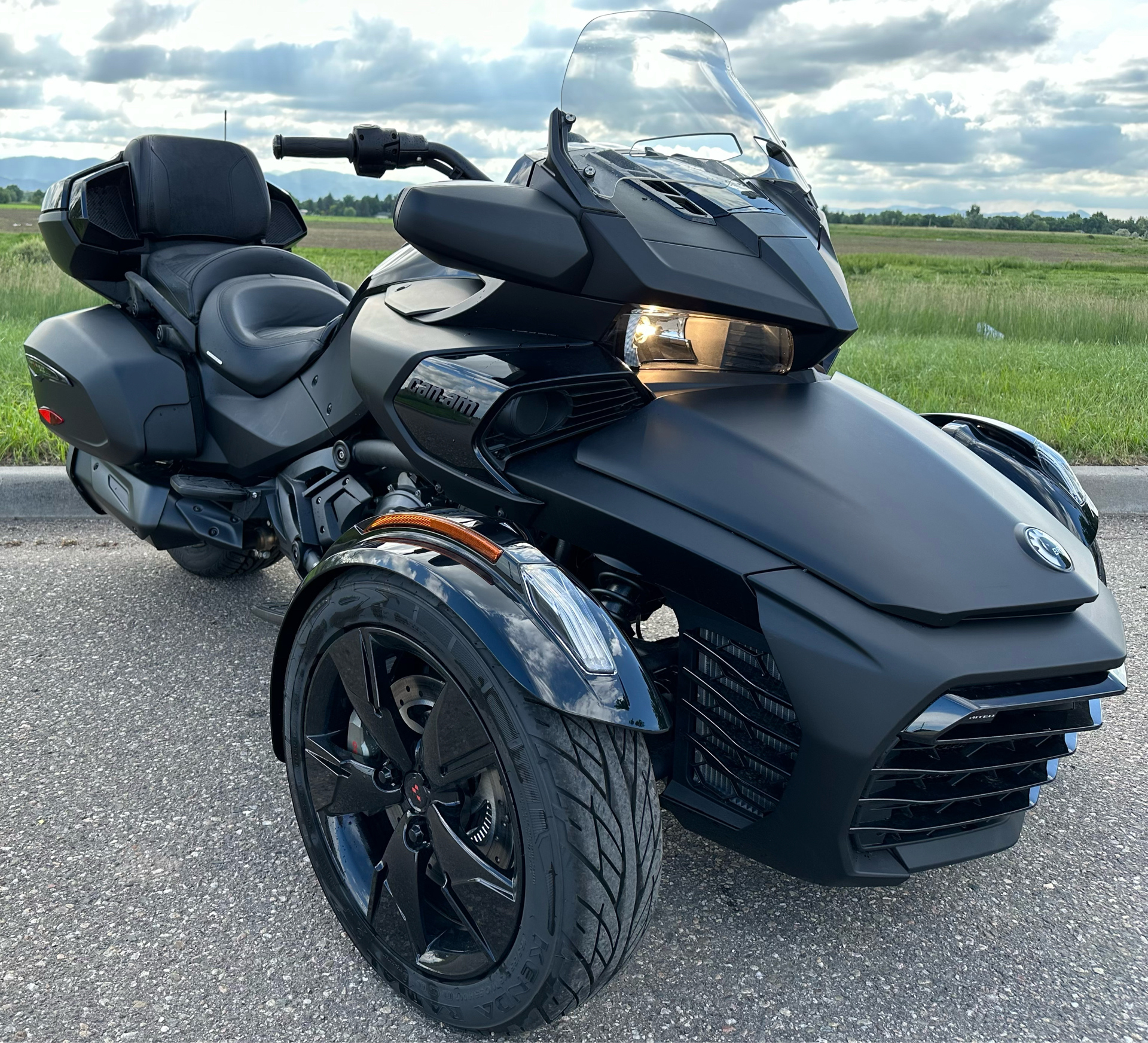 2023 Can-Am Spyder F3 Limited in Fort Collins, Colorado - Photo 1