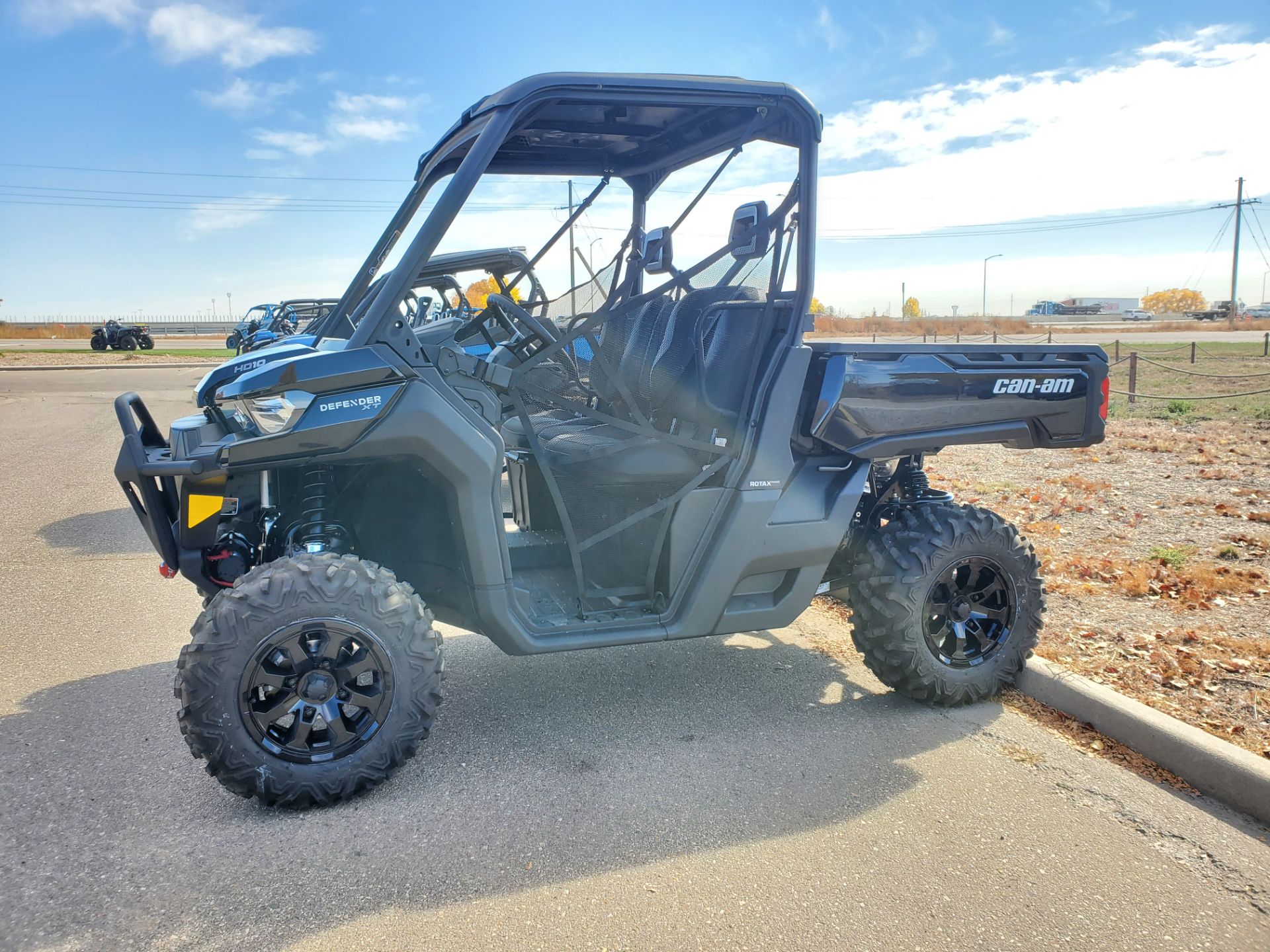 2023 Can-Am Defender DPS HD9 in Fort Collins, Colorado - Photo 3