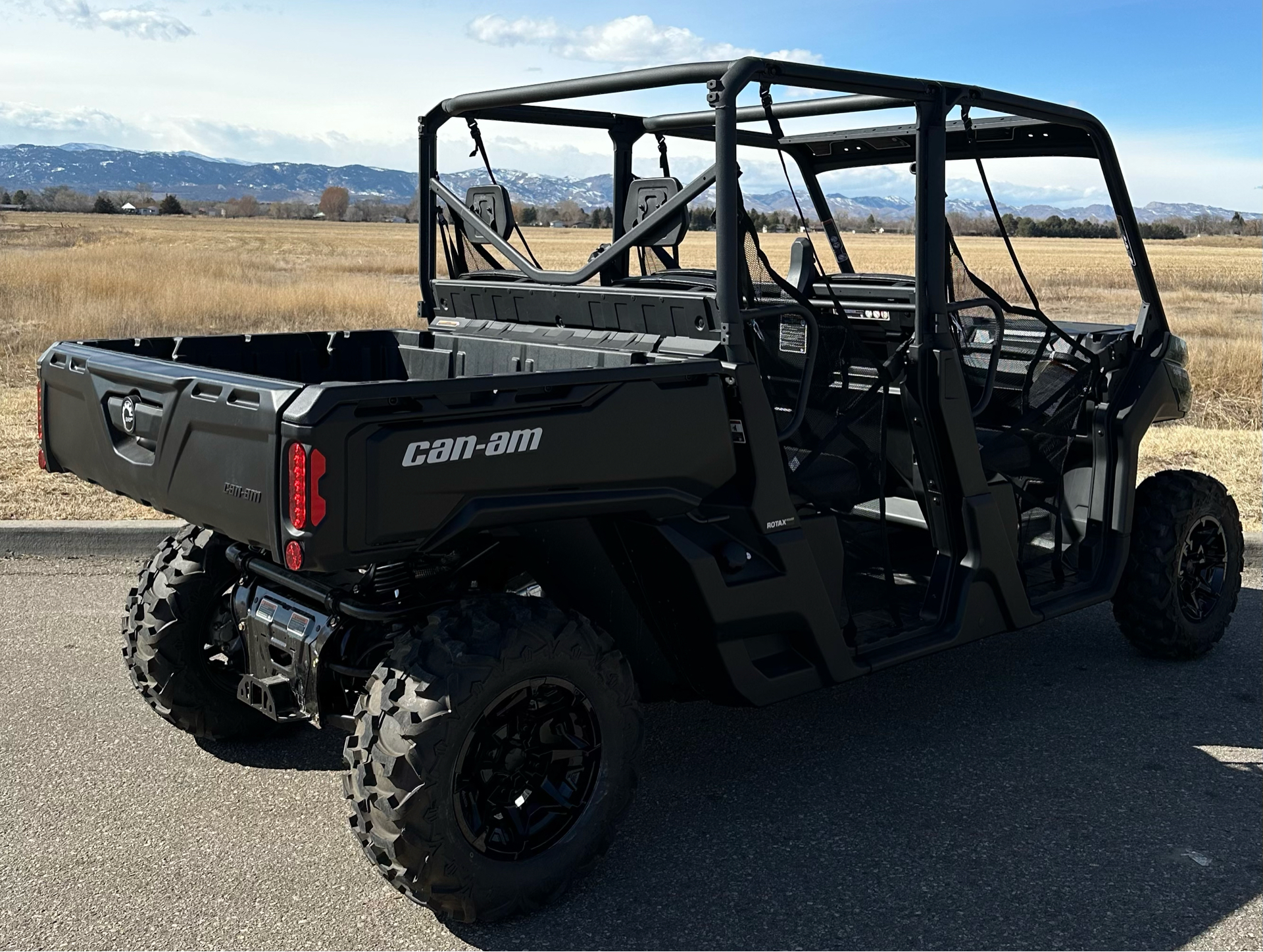 2023 Can-Am Defender MAX DPS HD7 in Fort Collins, Colorado - Photo 7
