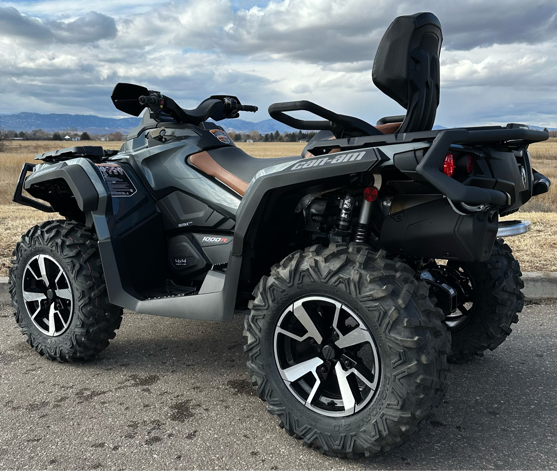 2024 Can-Am Outlander MAX Limited 1000R in Fort Collins, Colorado - Photo 8