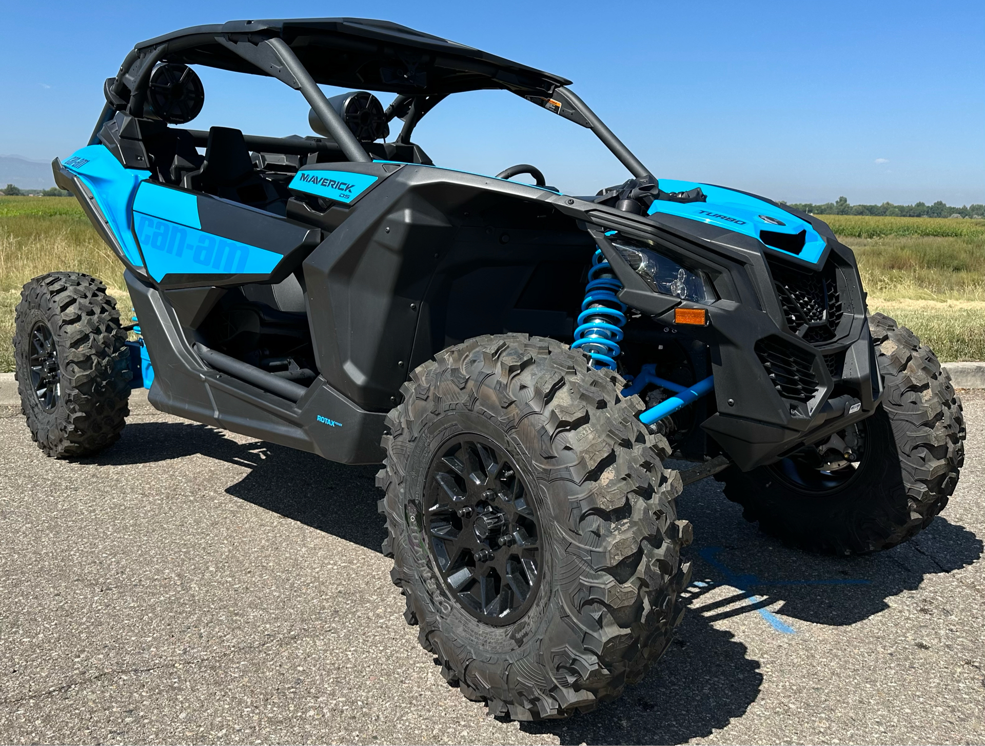 2023 Can-Am Maverick X3 DS Turbo 64 in Fort Collins, Colorado - Photo 1