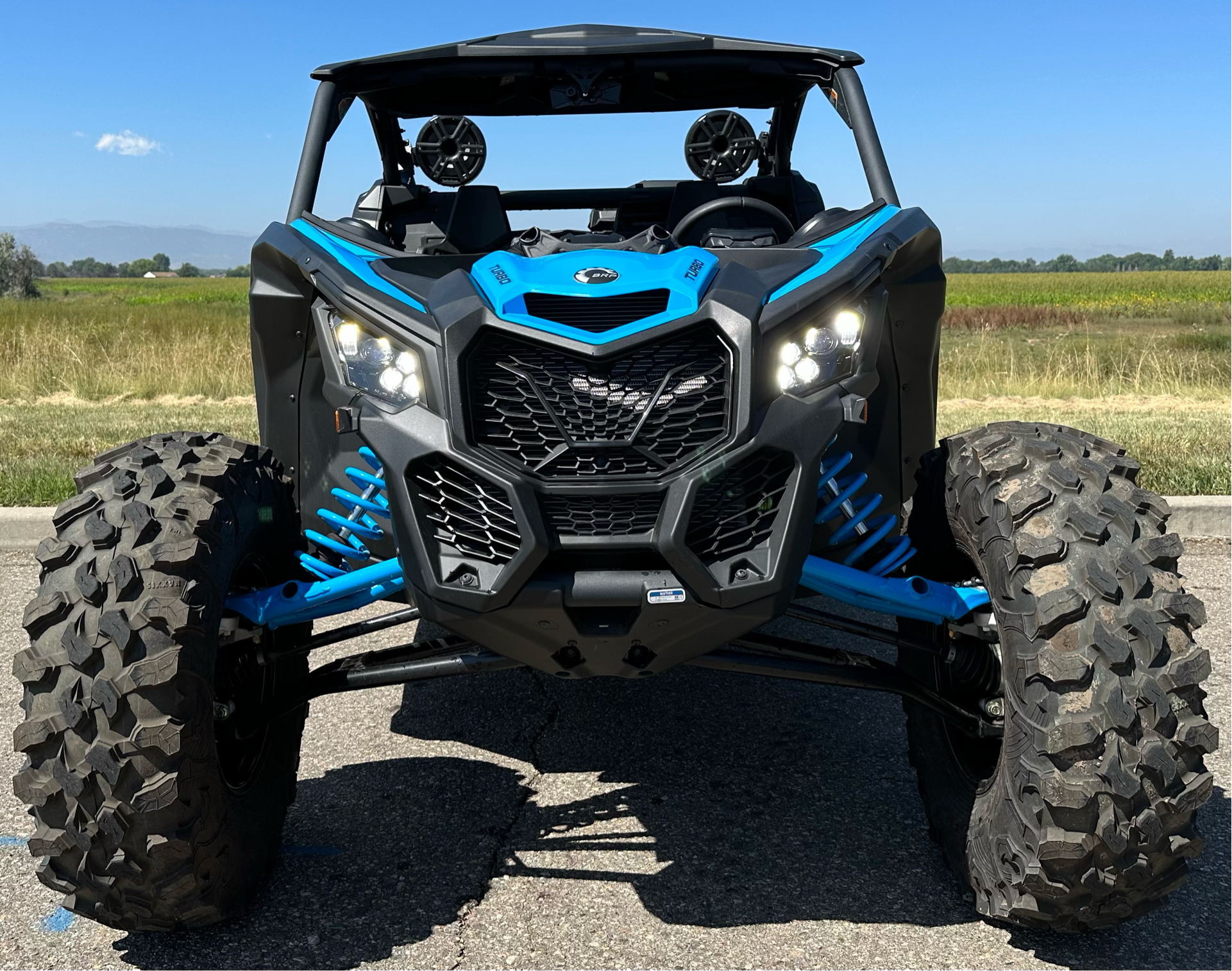 2023 Can-Am Maverick X3 DS Turbo 64 in Fort Collins, Colorado - Photo 2