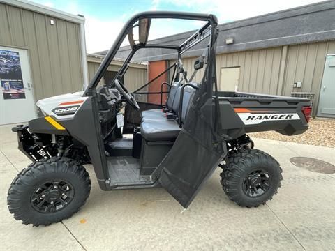 2025 Polaris Ranger 1000 Premium in Greeley, Colorado - Photo 3