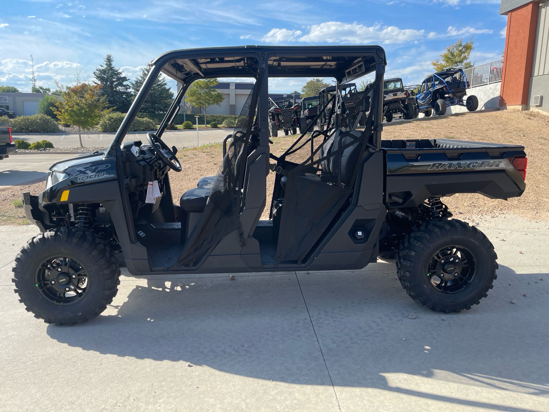 2025 Polaris Ranger Crew XP 1000 Premium in Greeley, Colorado - Photo 3