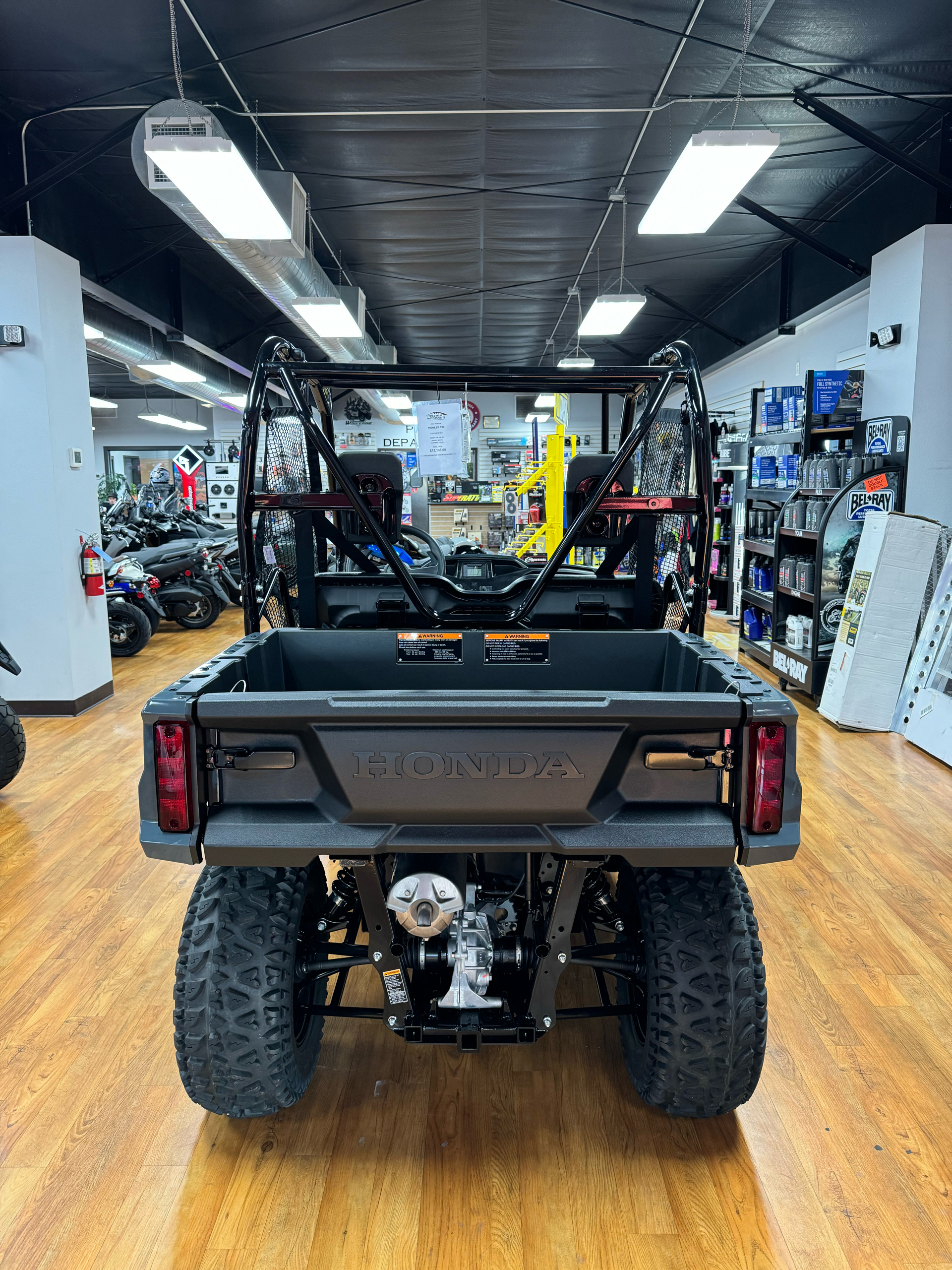 2025 Honda Pioneer 520 in Greeley, Colorado - Photo 4