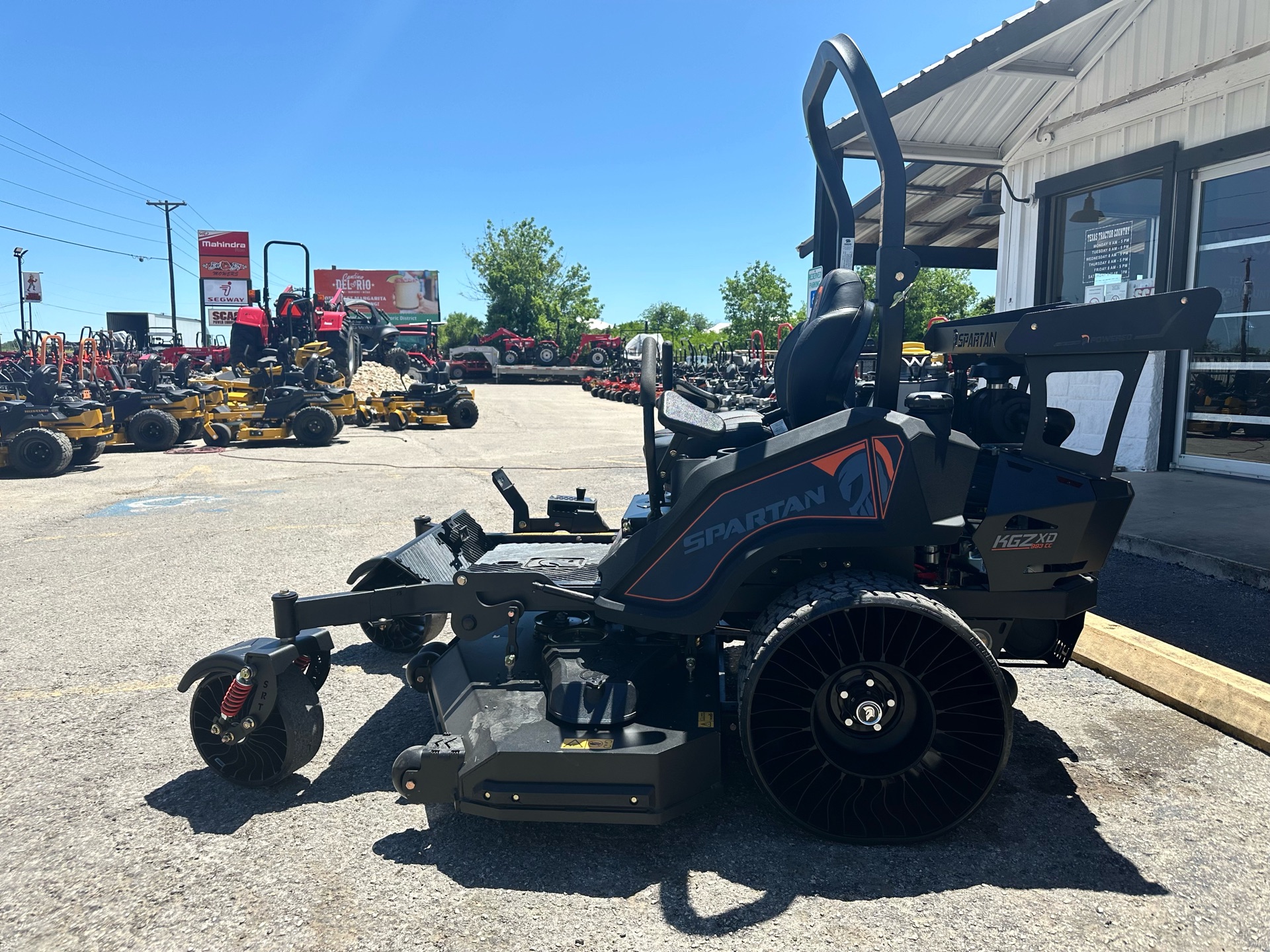 2024 Spartan Mowers KGZ-XD 61 in. Vanguard Big Block EFI w/ Oil Guard 40 hp in New Braunfels, Texas - Photo 7