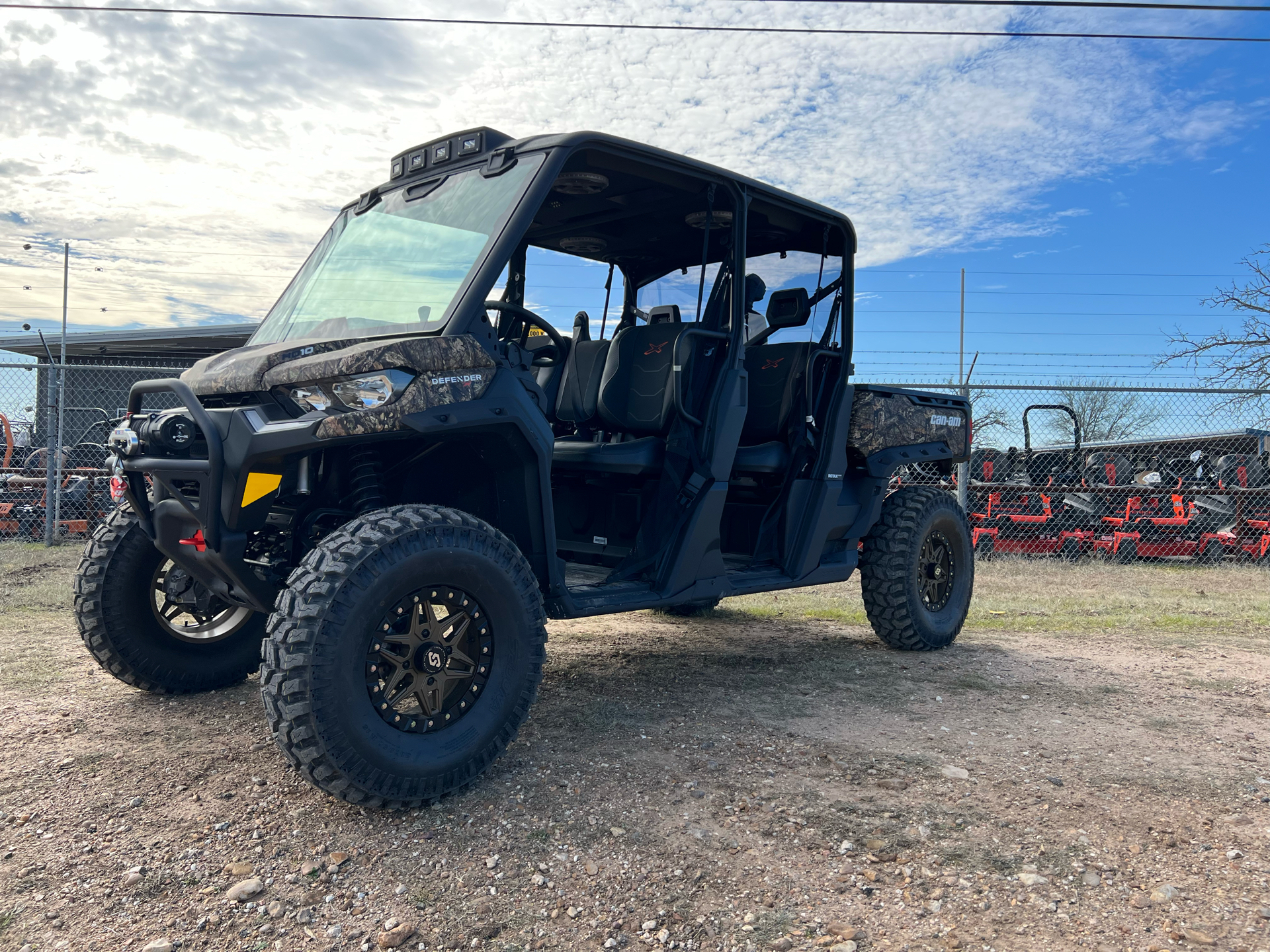 2022 Can-Am Defender MAX X MR HD10 in Bastrop, Texas - Photo 2