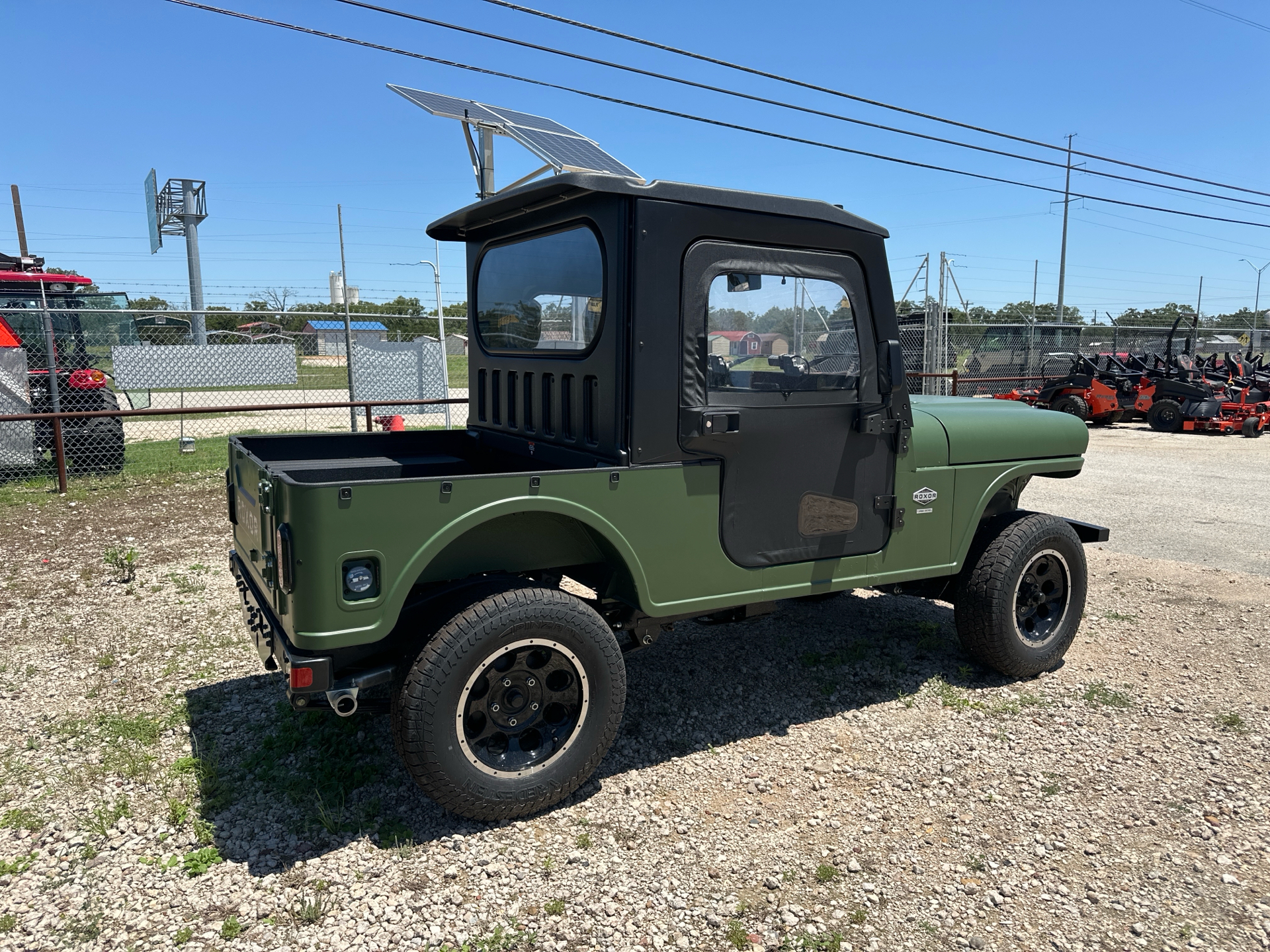 2024 Mahindra Roxor All Weather w/ HVAC in Bastrop, Texas - Photo 4