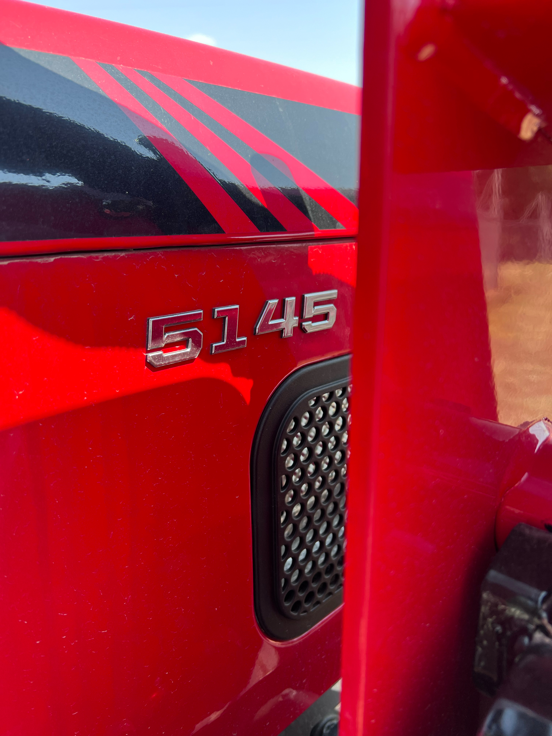 2023 Mahindra 5145 4WD in Bastrop, Texas - Photo 4