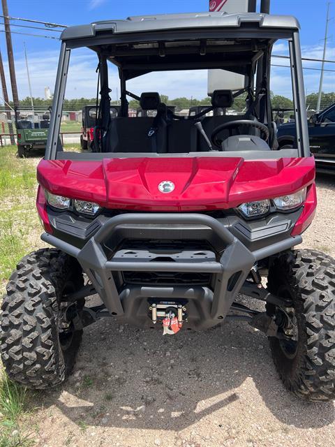 2024 Can-Am Defender MAX XT HD10 in Bastrop, Texas - Photo 2