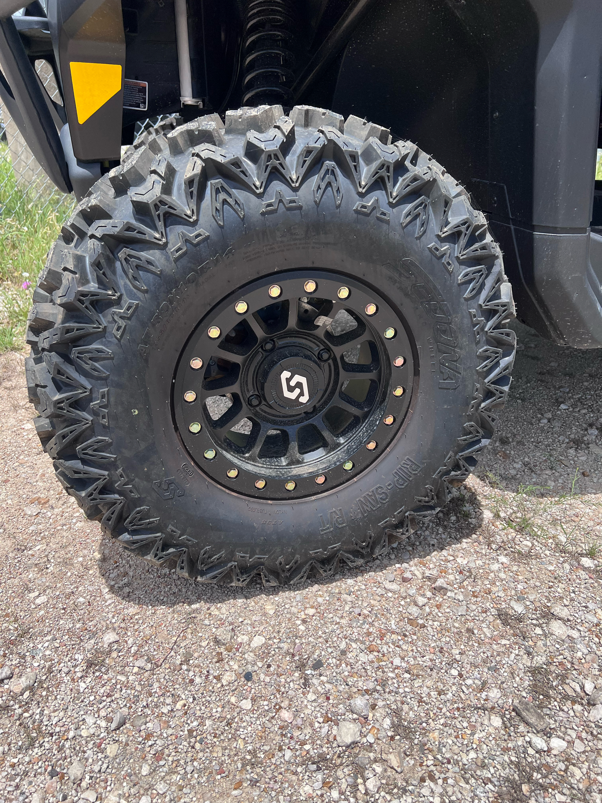 2024 Can-Am Defender MAX XT HD10 in Bastrop, Texas - Photo 3