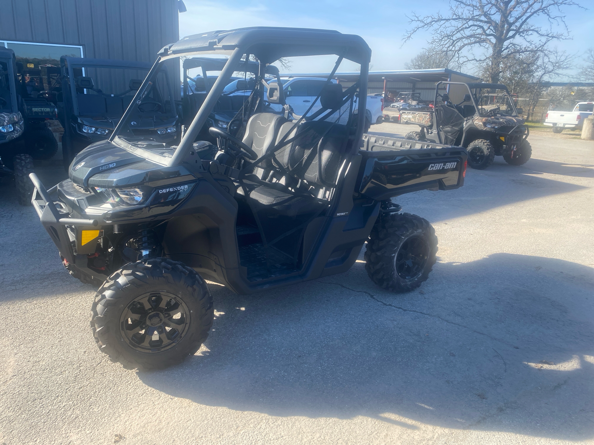 2024 Can-Am Defender XT HD10 in Bastrop, Texas - Photo 1