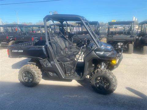 2024 Can-Am Defender XT HD10 in Bastrop, Texas - Photo 2