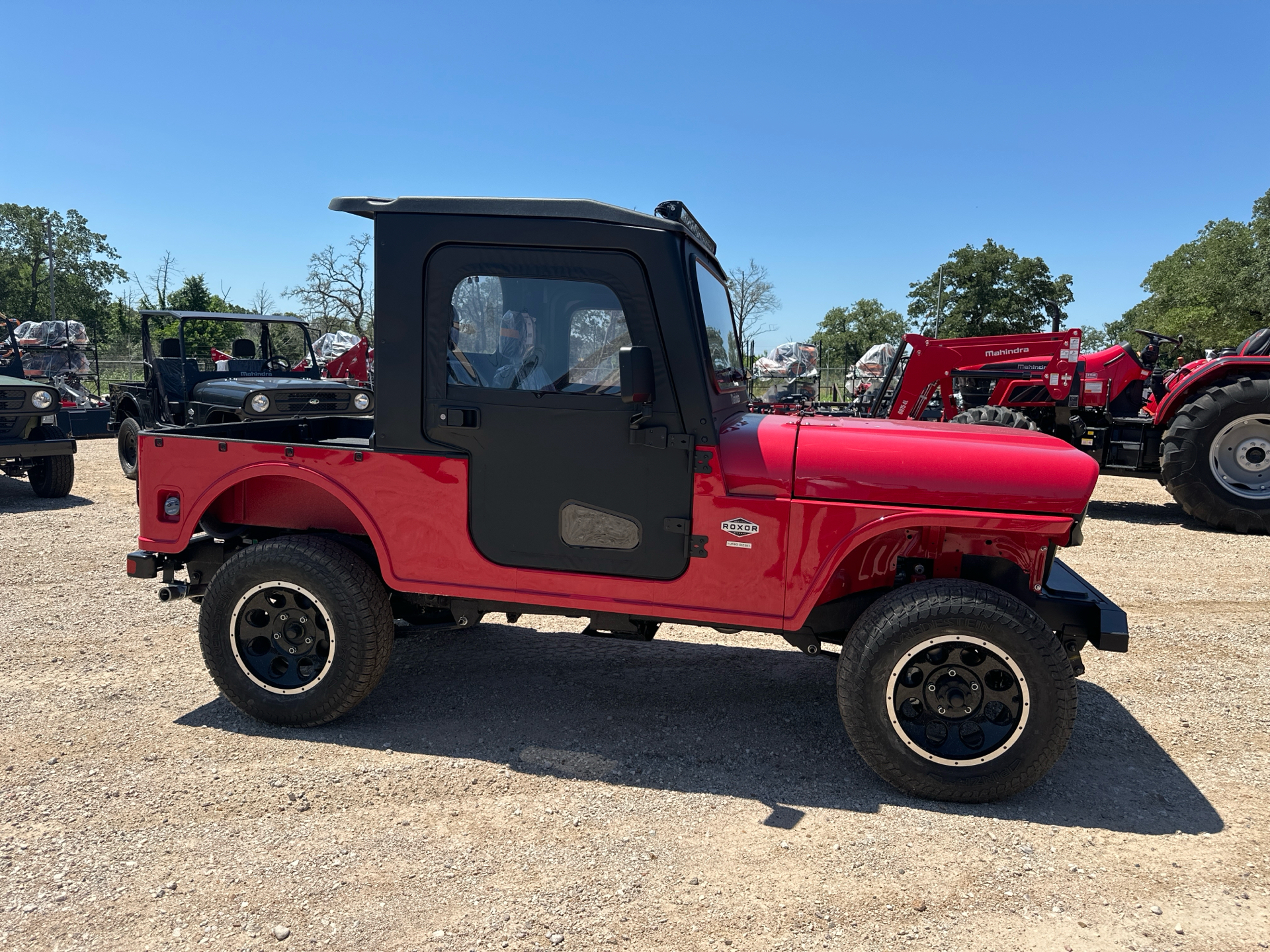 2024 Mahindra Roxor Cab w/ HVAC in Bastrop, Texas - Photo 3