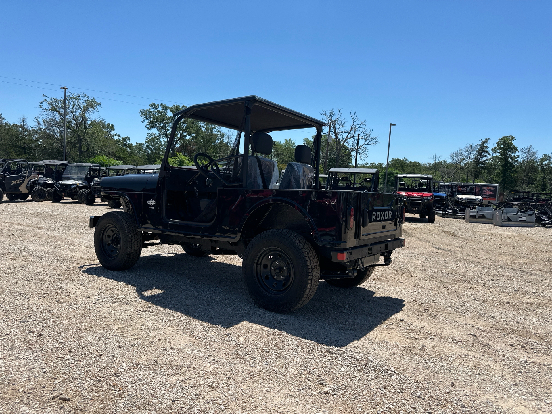 2024 Mahindra Roxor HD in Bastrop, Texas - Photo 2