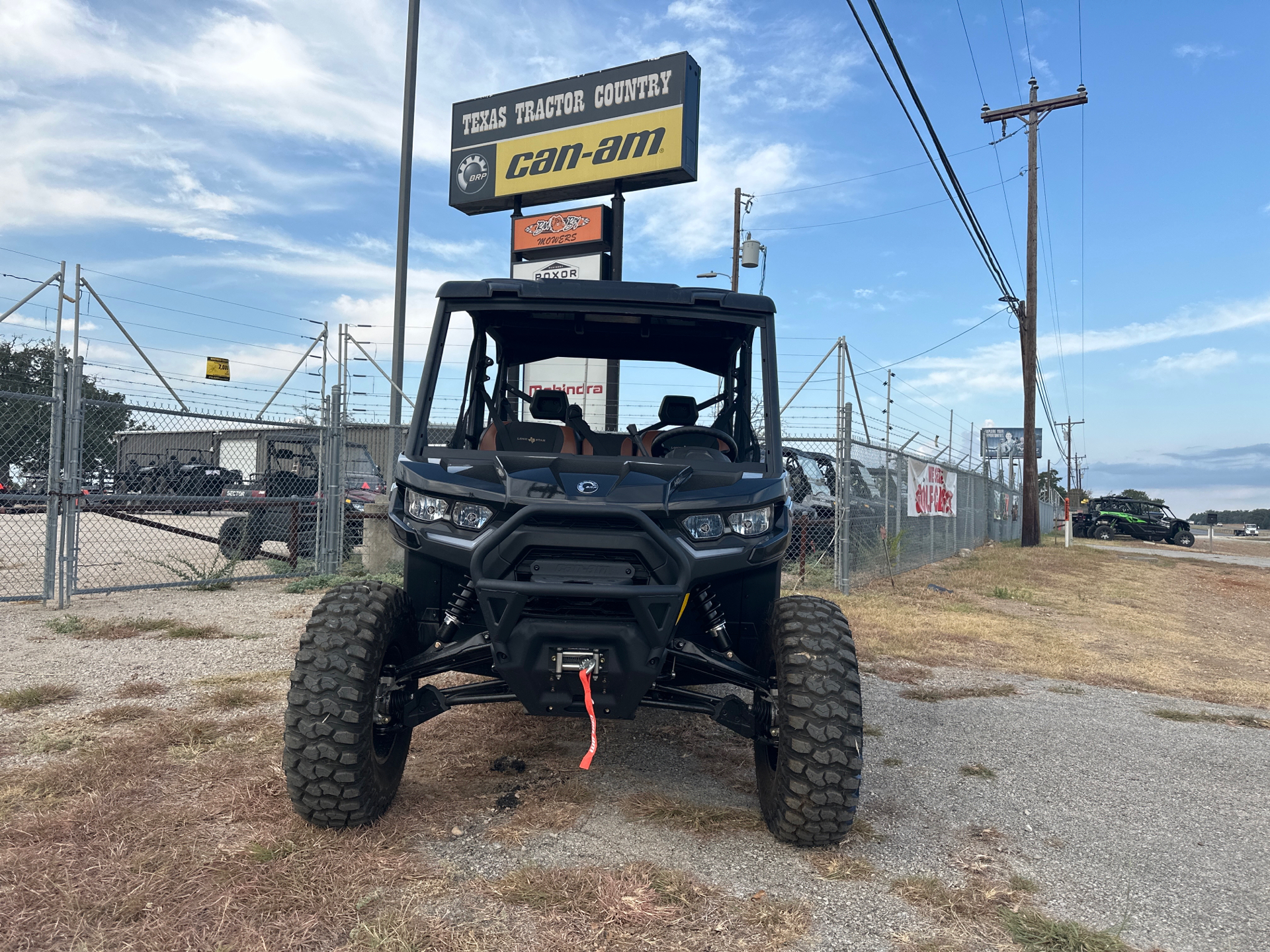 2023 Can-Am Defender MAX Lone Star HD10 in Bastrop, Texas - Photo 6