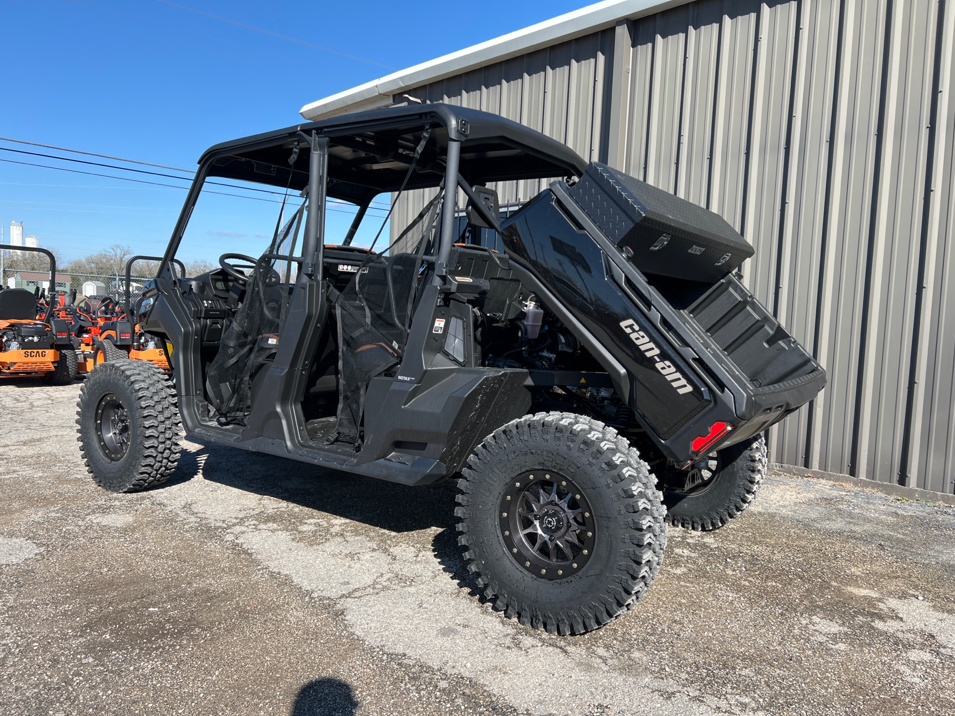 2023 Can-Am Defender MAX Lone Star HD10 in Bastrop, Texas - Photo 4