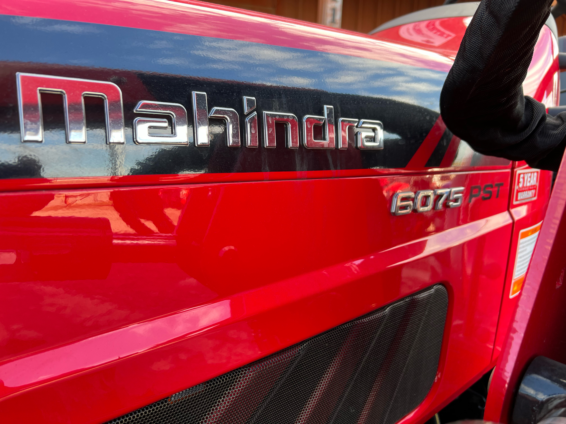 2022 Mahindra 6075 4WD in Bastrop, Texas - Photo 3