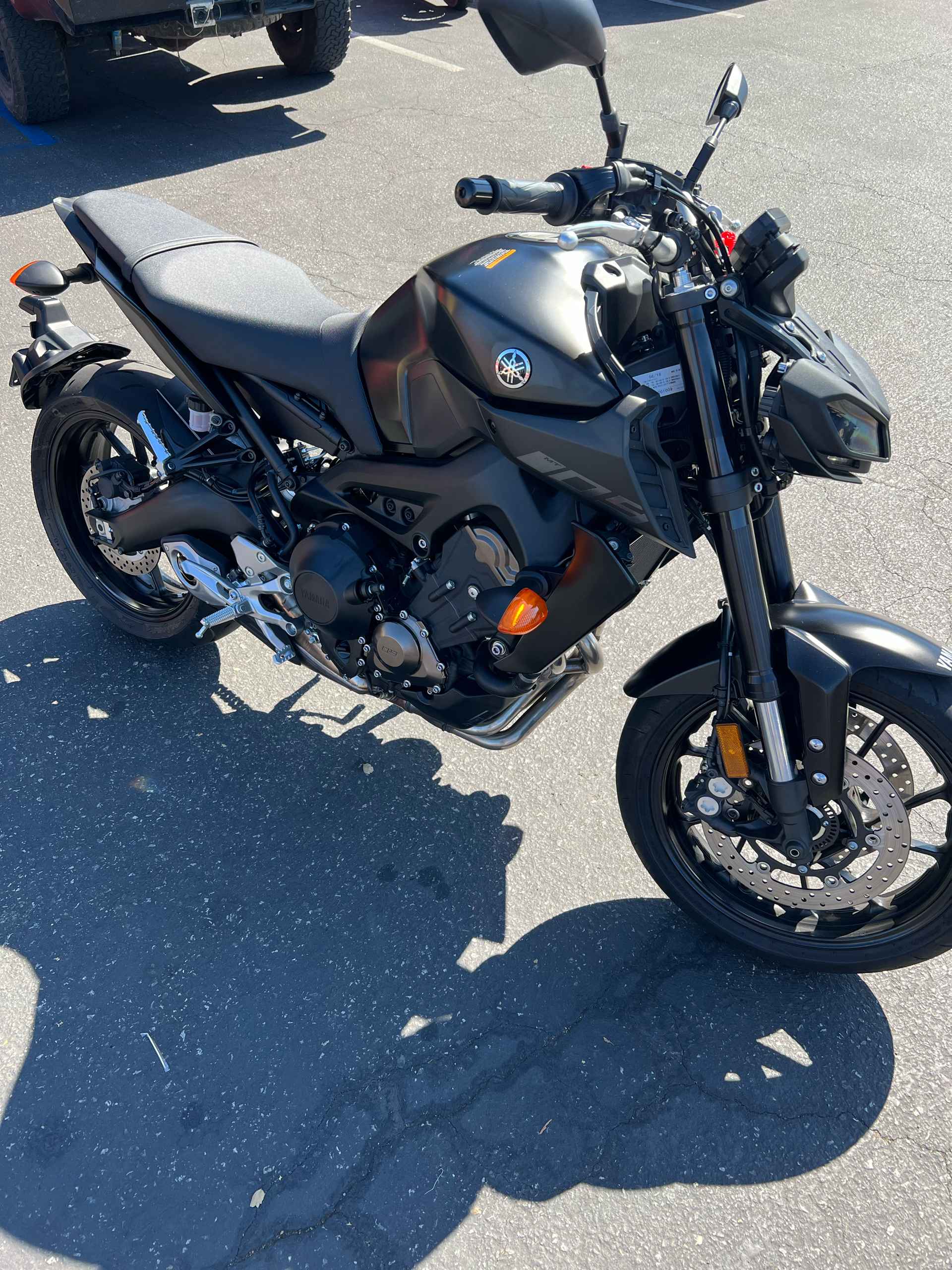 2018 Yamaha MT-09 in San Jose, California - Photo 3