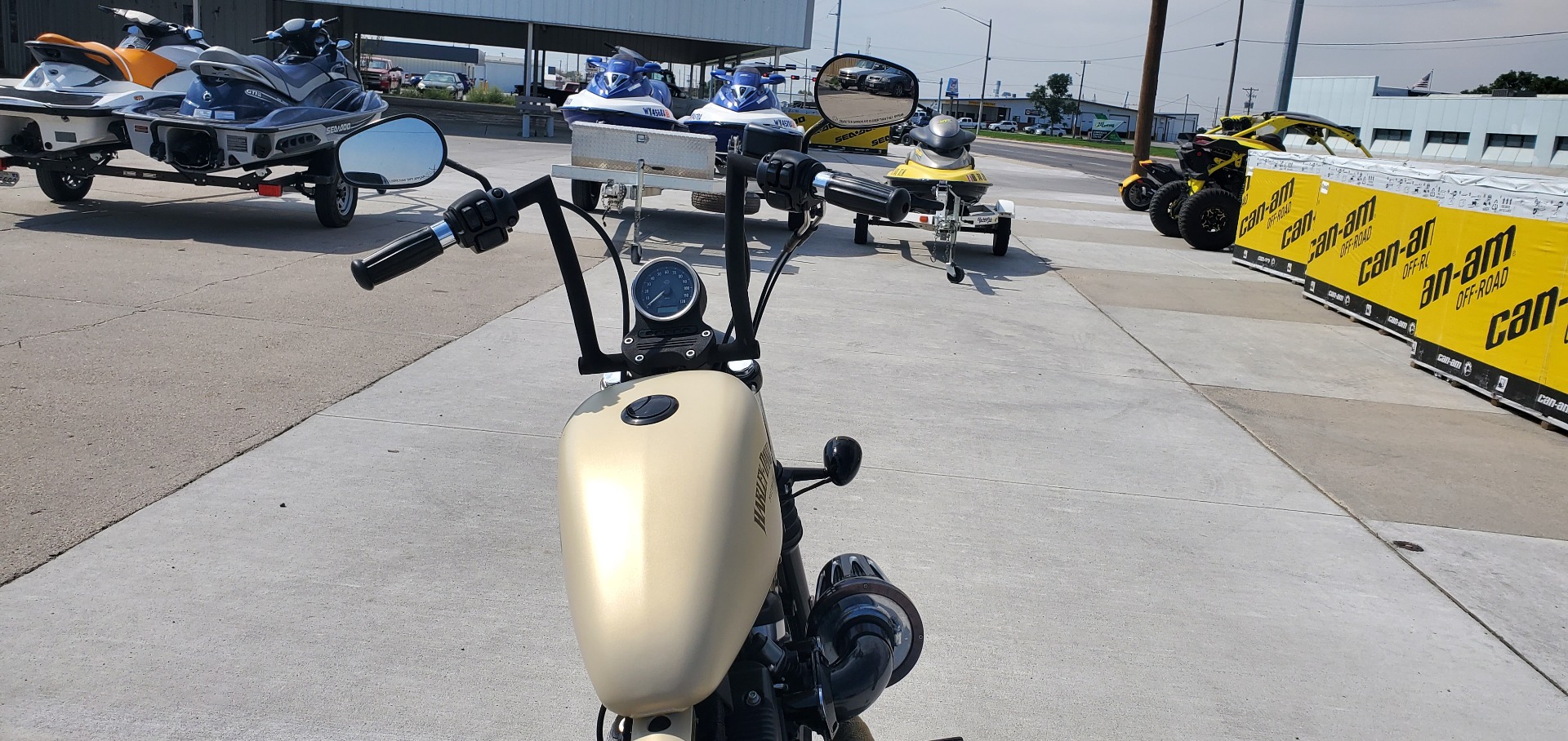 2014 Harley-Davidson Sportster® Iron 883™ in Scottsbluff, Nebraska - Photo 8