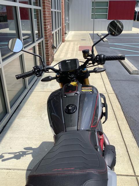 2022 Indian Motorcycle FTR R Carbon in Newport News, Virginia - Photo 6