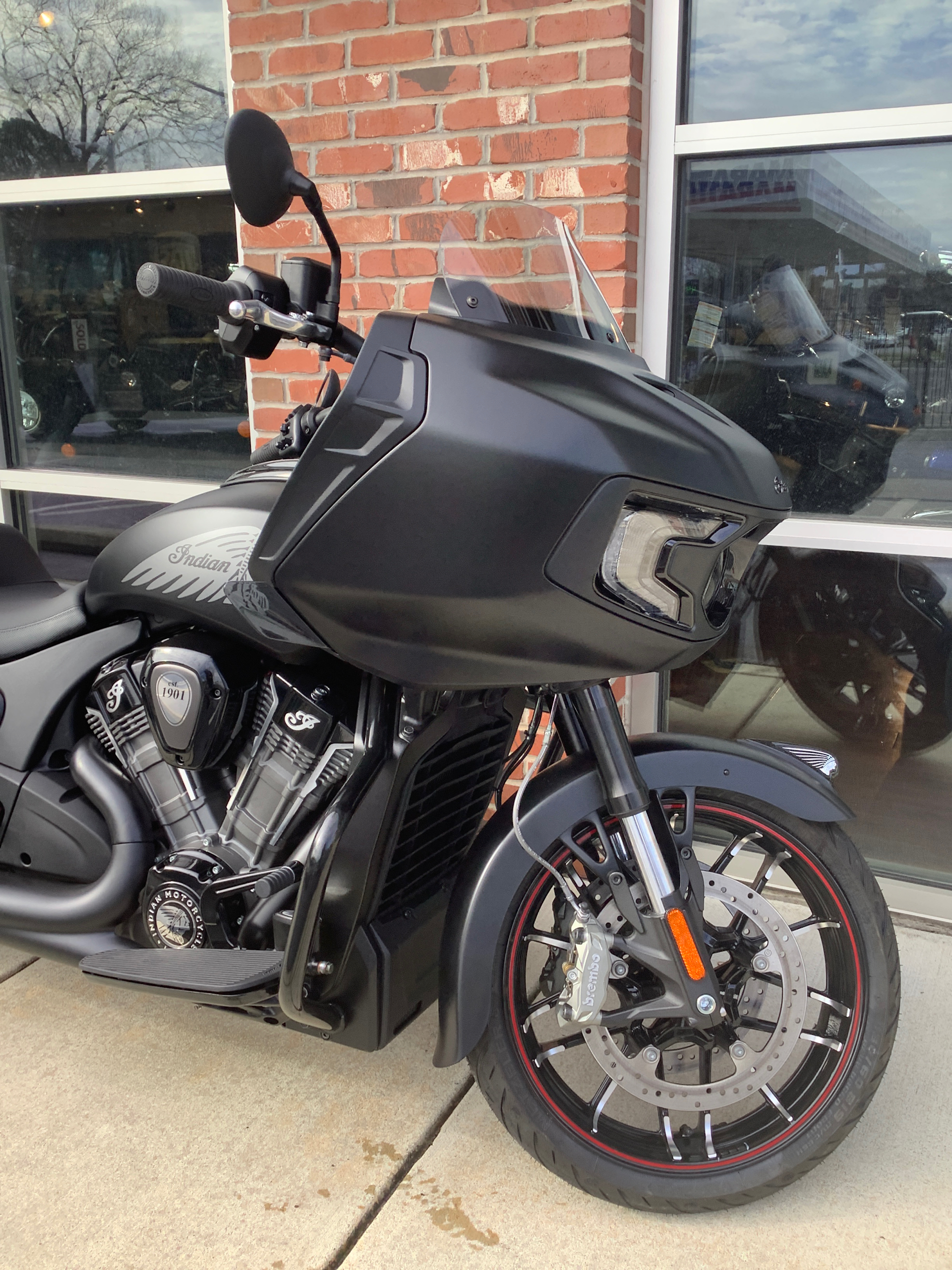 2023 Indian Motorcycle Challenger® Dark Horse® in Newport News, Virginia - Photo 3
