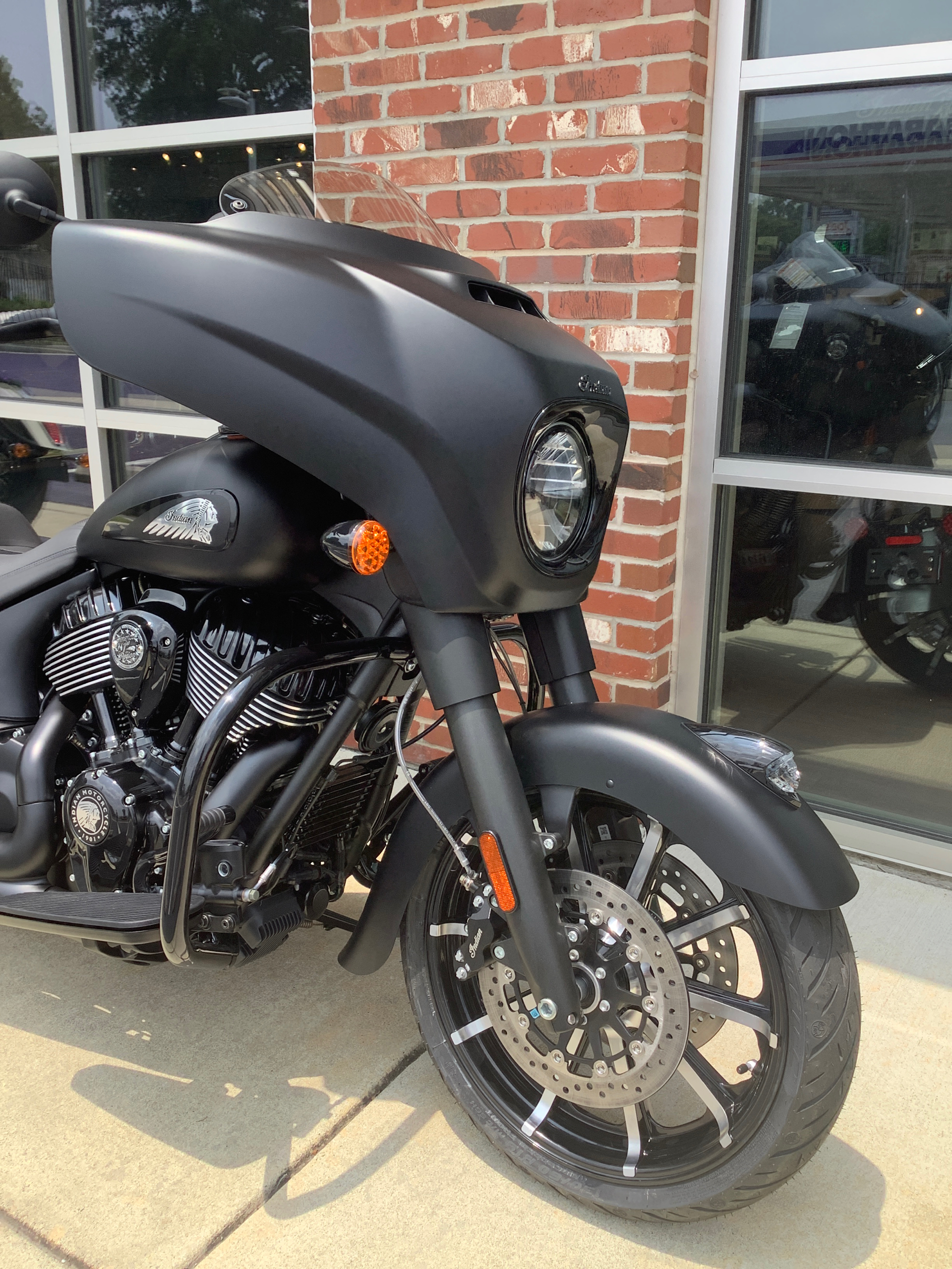 2023 Indian Motorcycle Chieftain® Dark Horse® in Newport News, Virginia - Photo 3