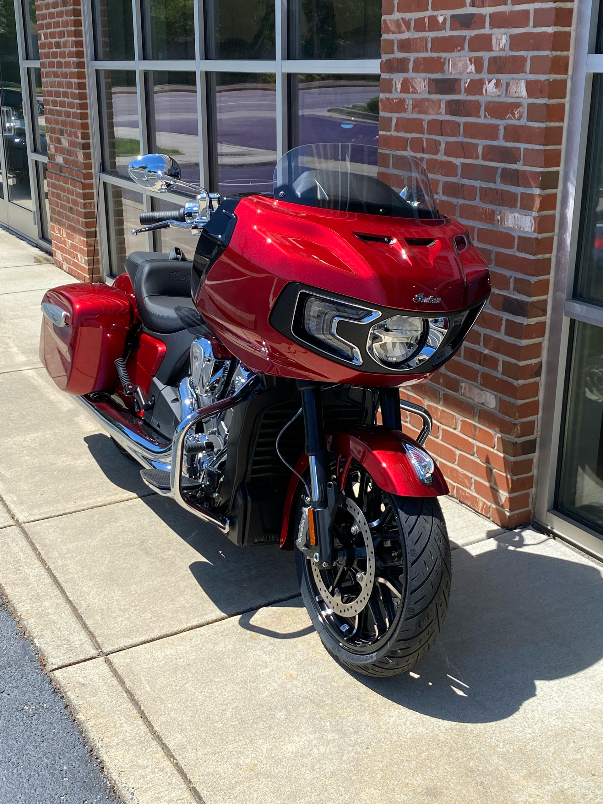 2024 Indian Motorcycle Challenger® Limited in Newport News, Virginia - Photo 3
