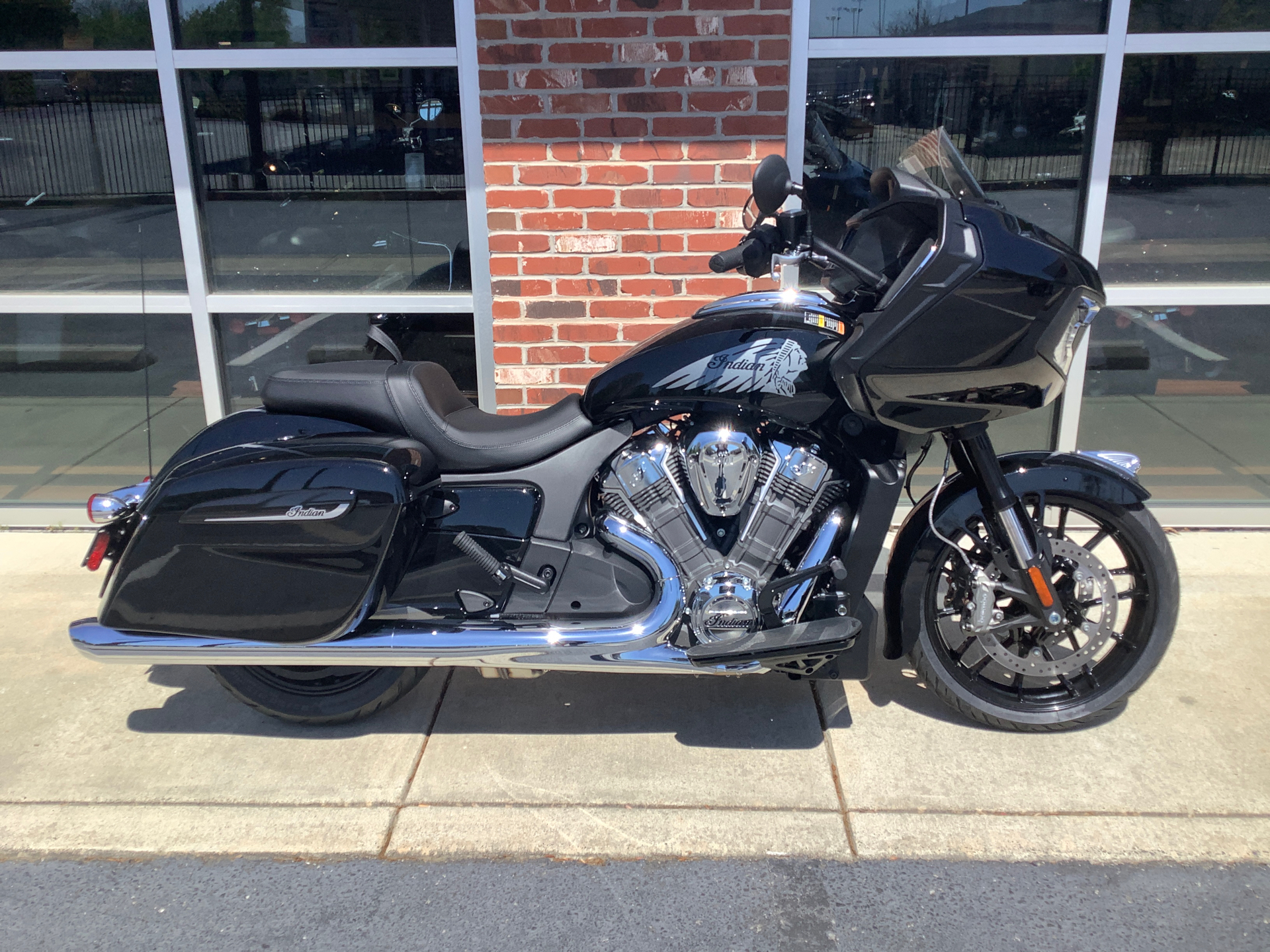 2023 Indian Motorcycle Challenger® in Newport News, Virginia - Photo 1
