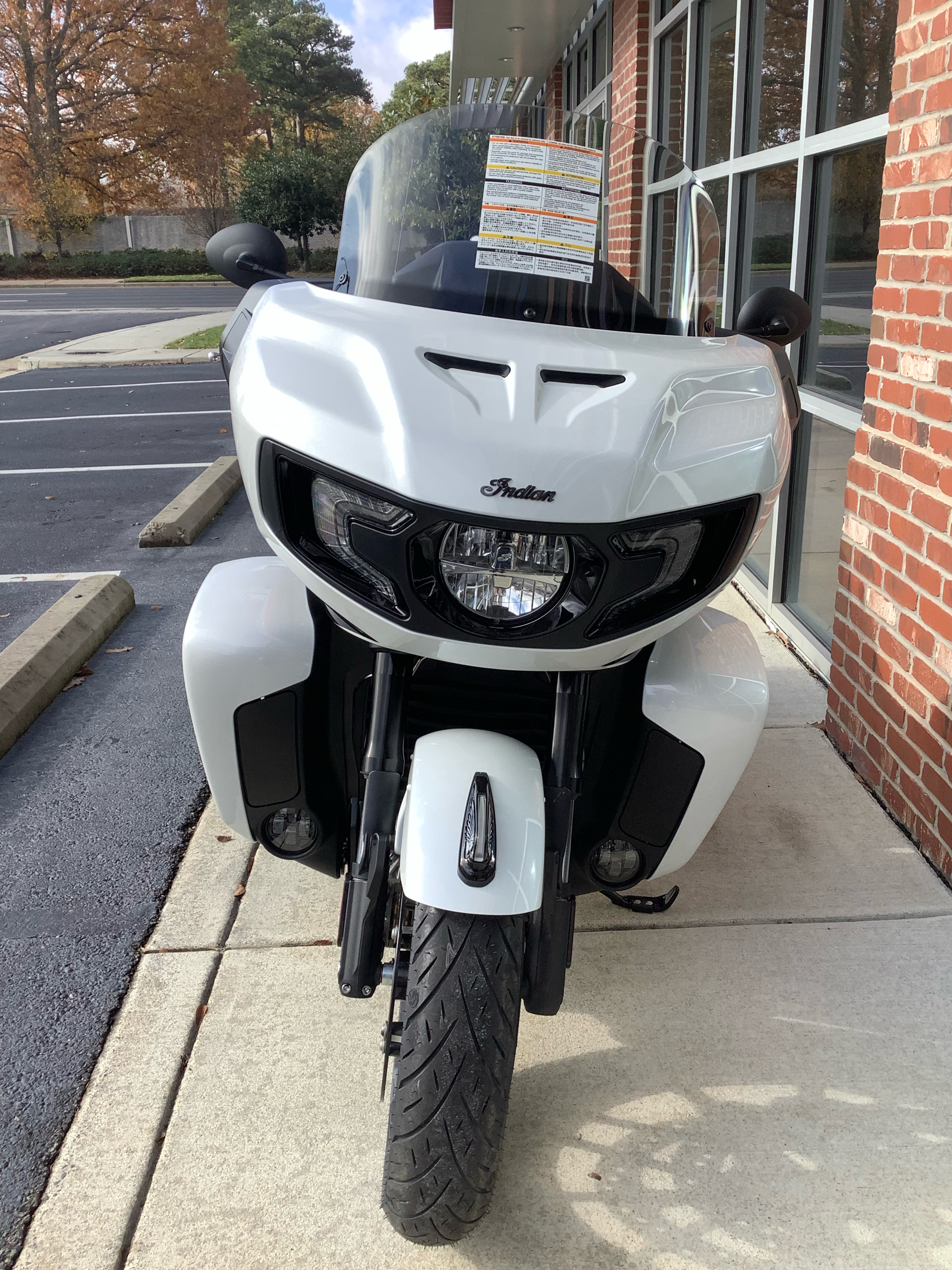 2022 Indian Motorcycle Pursuit® Dark Horse® Icon with Premium Package in Newport News, Virginia - Photo 4
