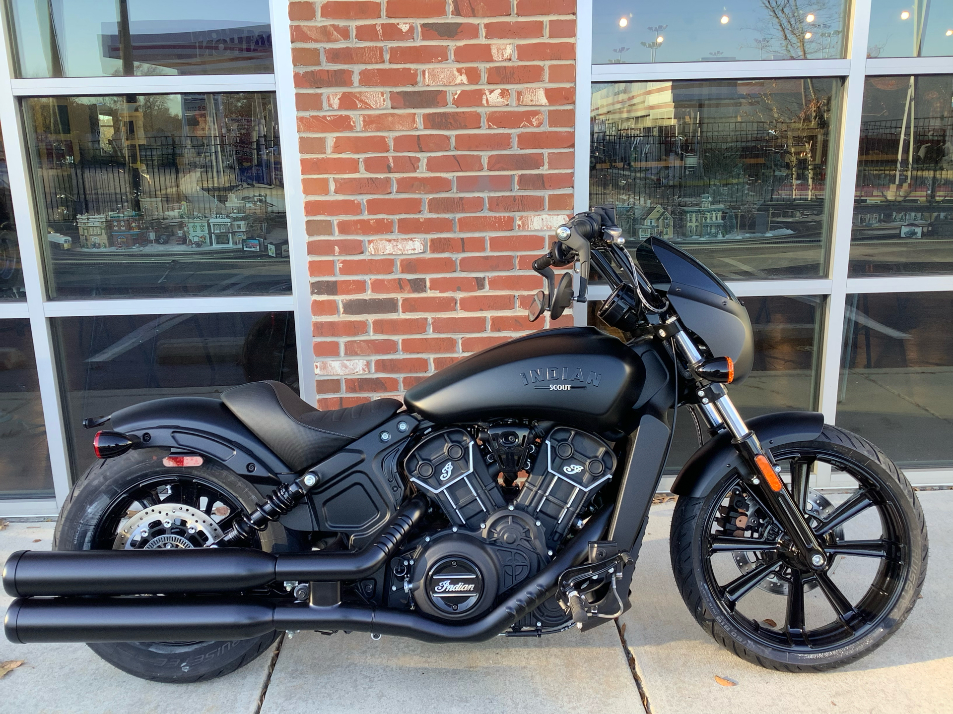 2023 Indian Motorcycle Scout® Rogue ABS in Newport News, Virginia - Photo 1