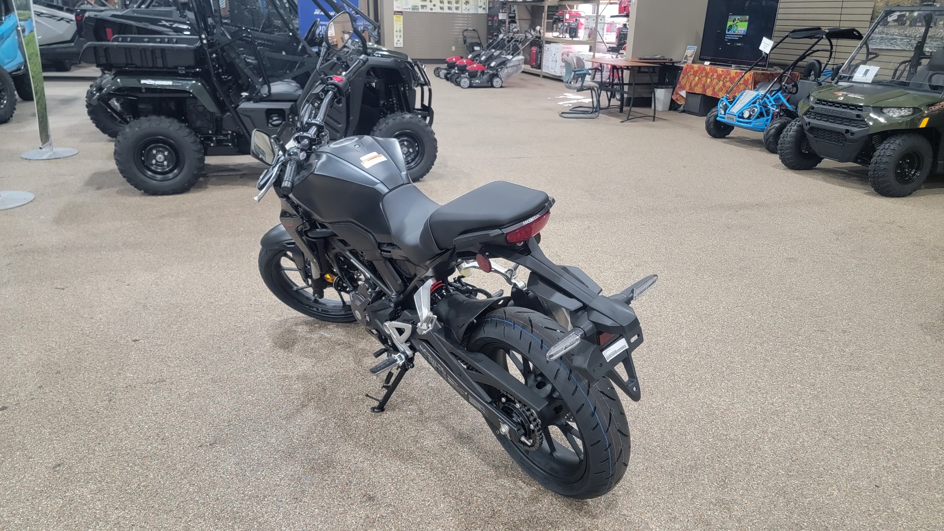 2024 Honda CB300R ABS in North Platte, Nebraska - Photo 6