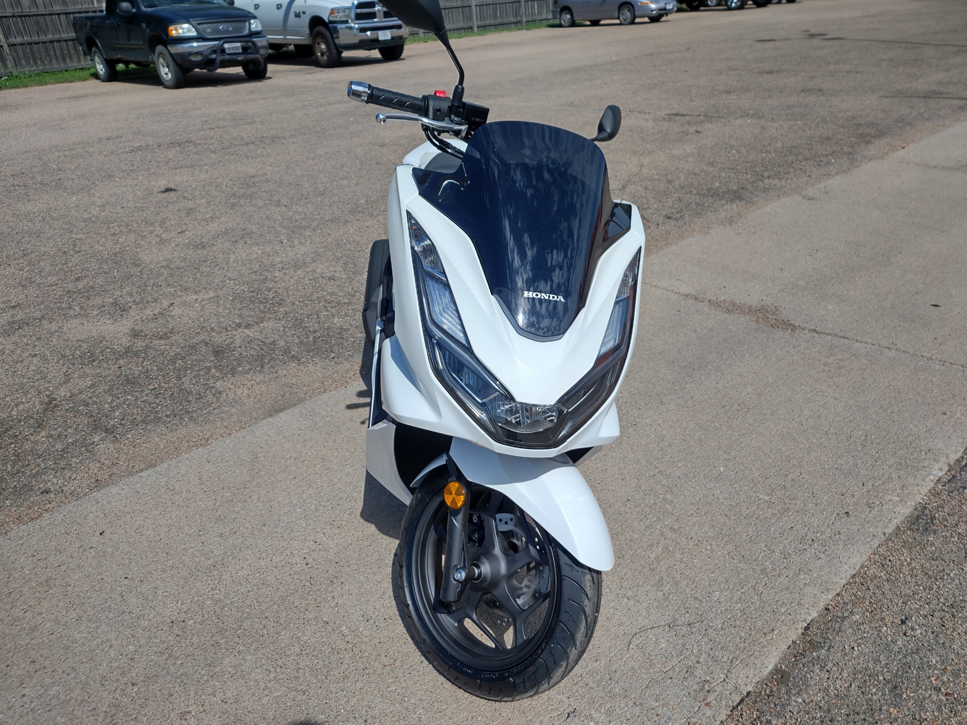 2022 Honda PCX150 in North Platte, Nebraska - Photo 5
