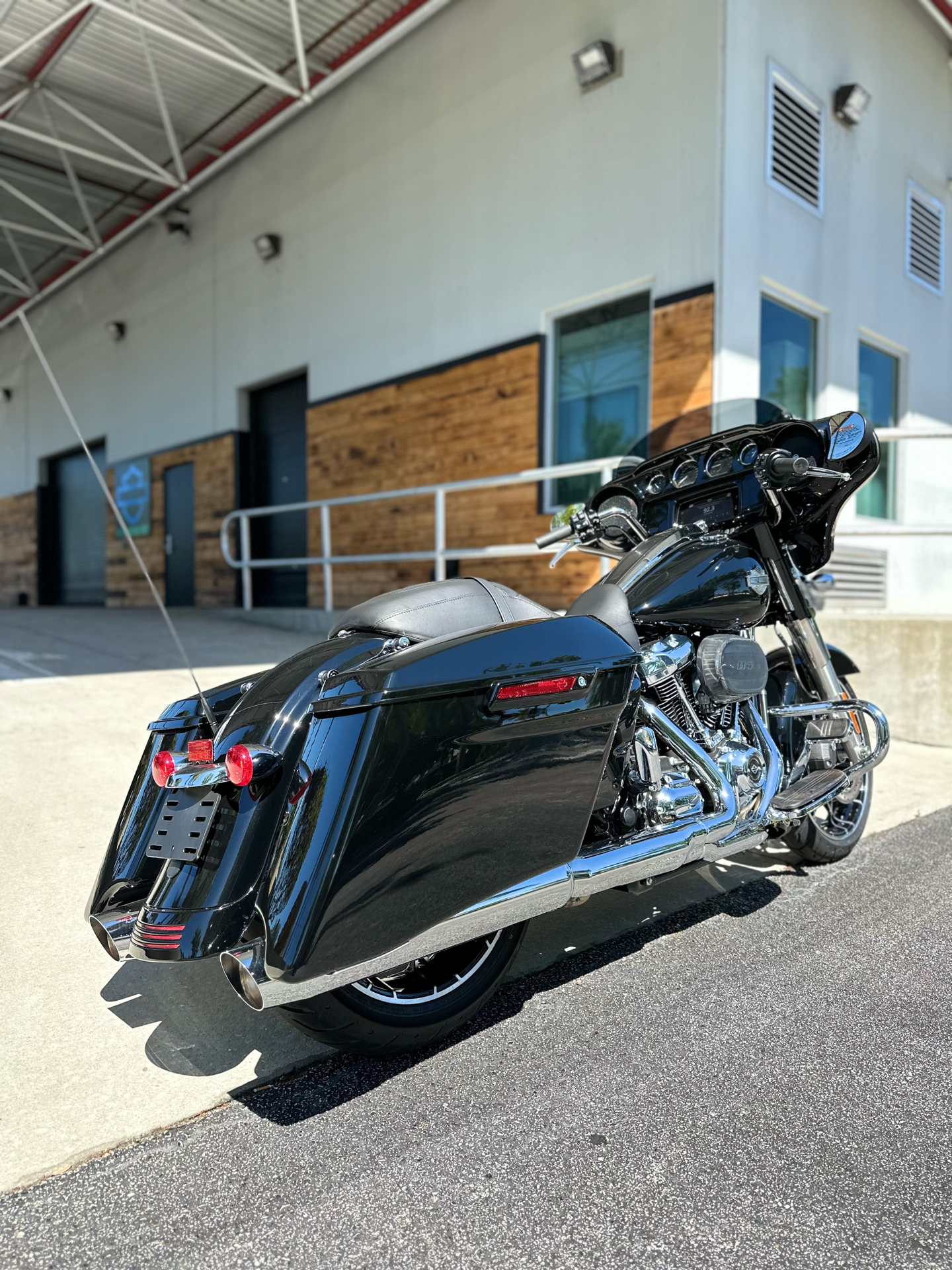 2023 Harley-Davidson Street Glide® Special in Sanford, Florida - Photo 3