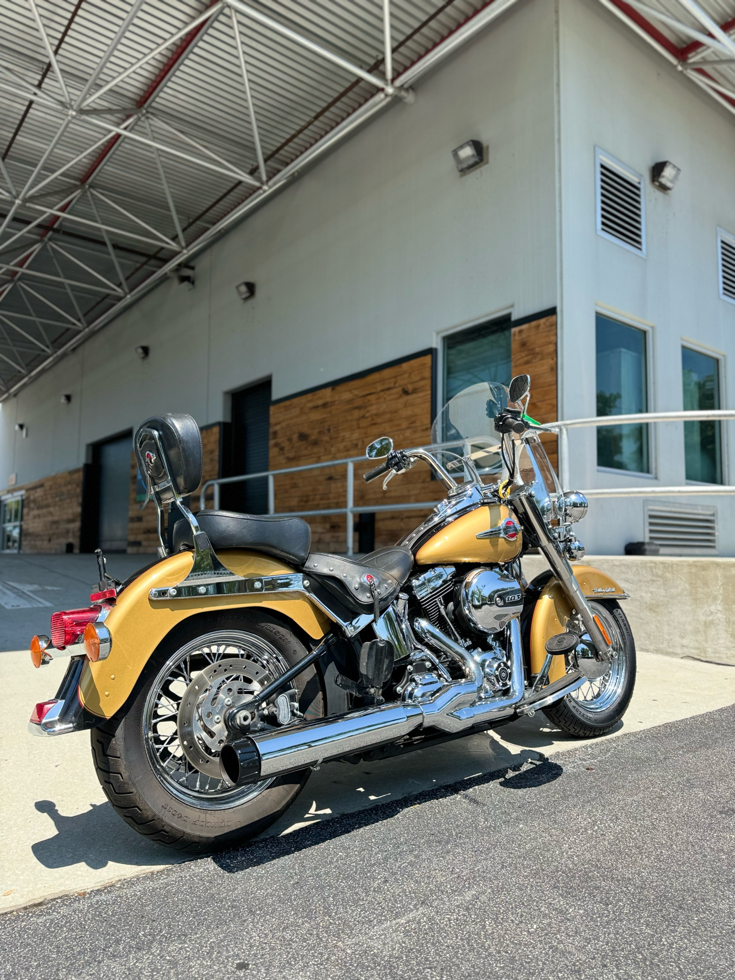 2017 Harley-Davidson Heritage Softail® Classic in Sanford, Florida - Photo 2