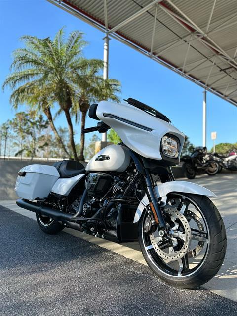 2024 Harley-Davidson Street Glide® in Sanford, Florida - Photo 2