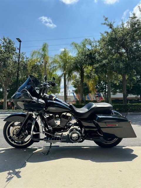 2009 Harley-Davidson Road Glide® in Sanford, Florida - Photo 4