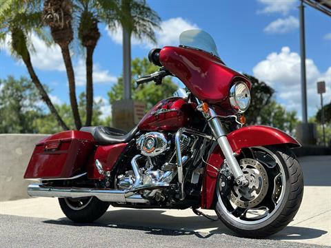 2010 Harley-Davidson Street Glide® in Sanford, Florida - Photo 2