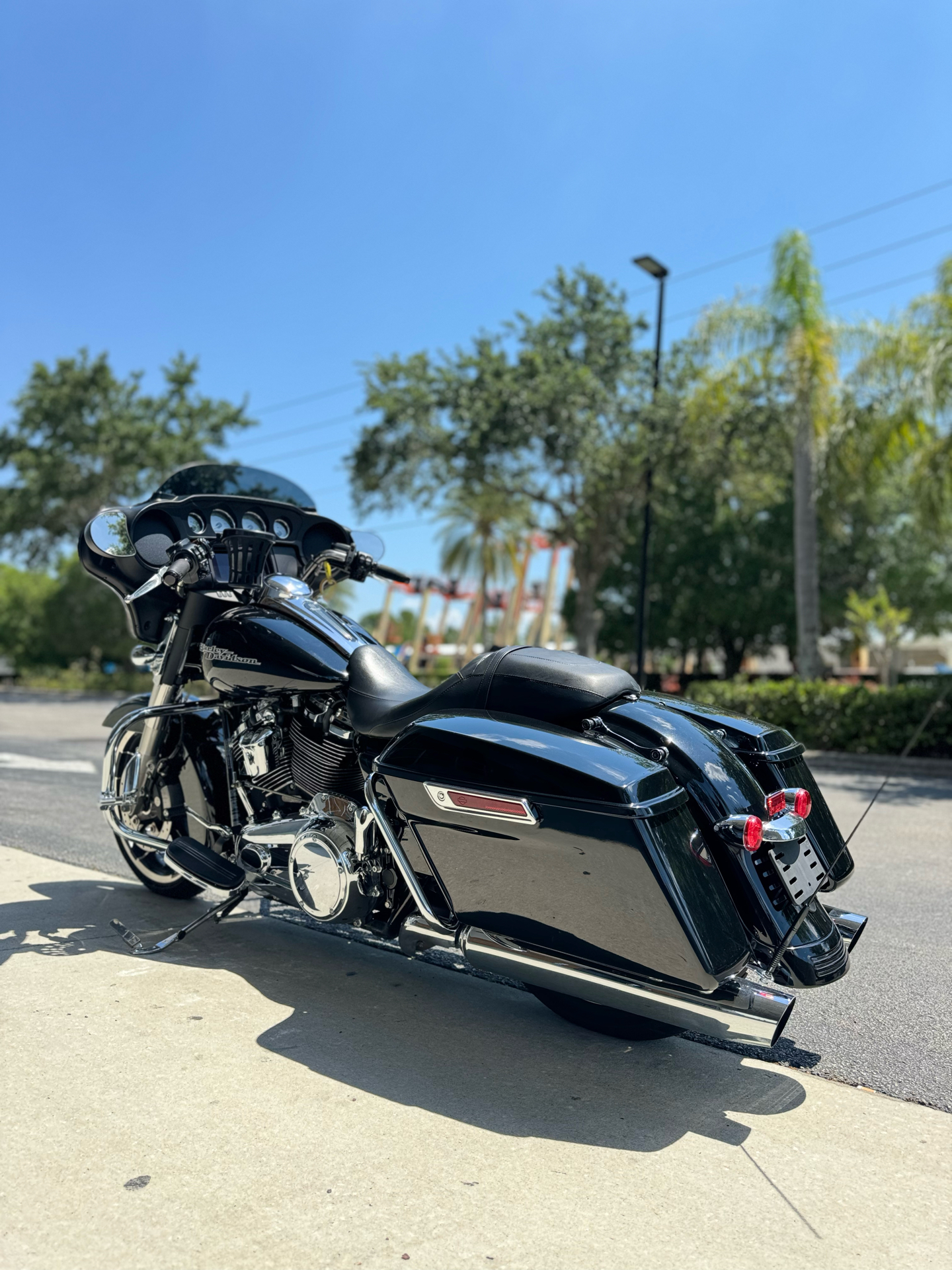 2020 Harley-Davidson Street Glide® in Sanford, Florida - Photo 4