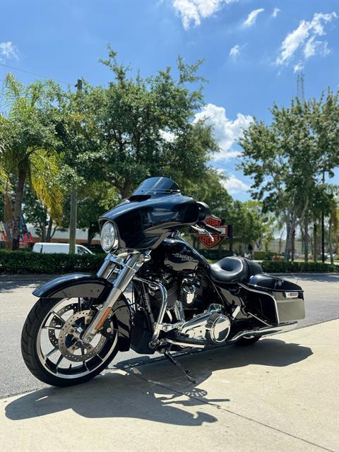 2020 Harley-Davidson Street Glide® in Sanford, Florida - Photo 5