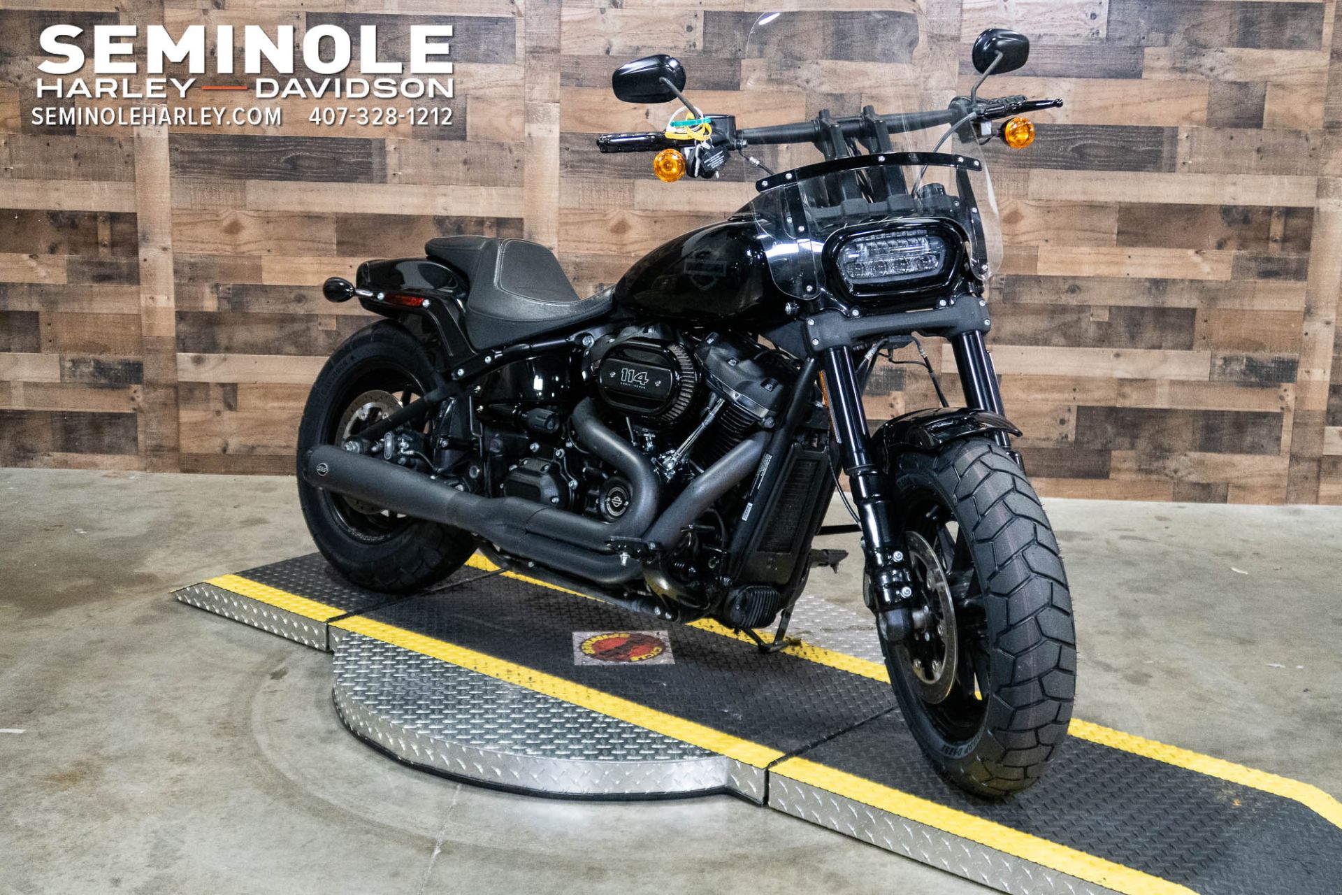 2019 Harley-Davidson Fat Bob® 114 in Sanford, Florida - Photo 2
