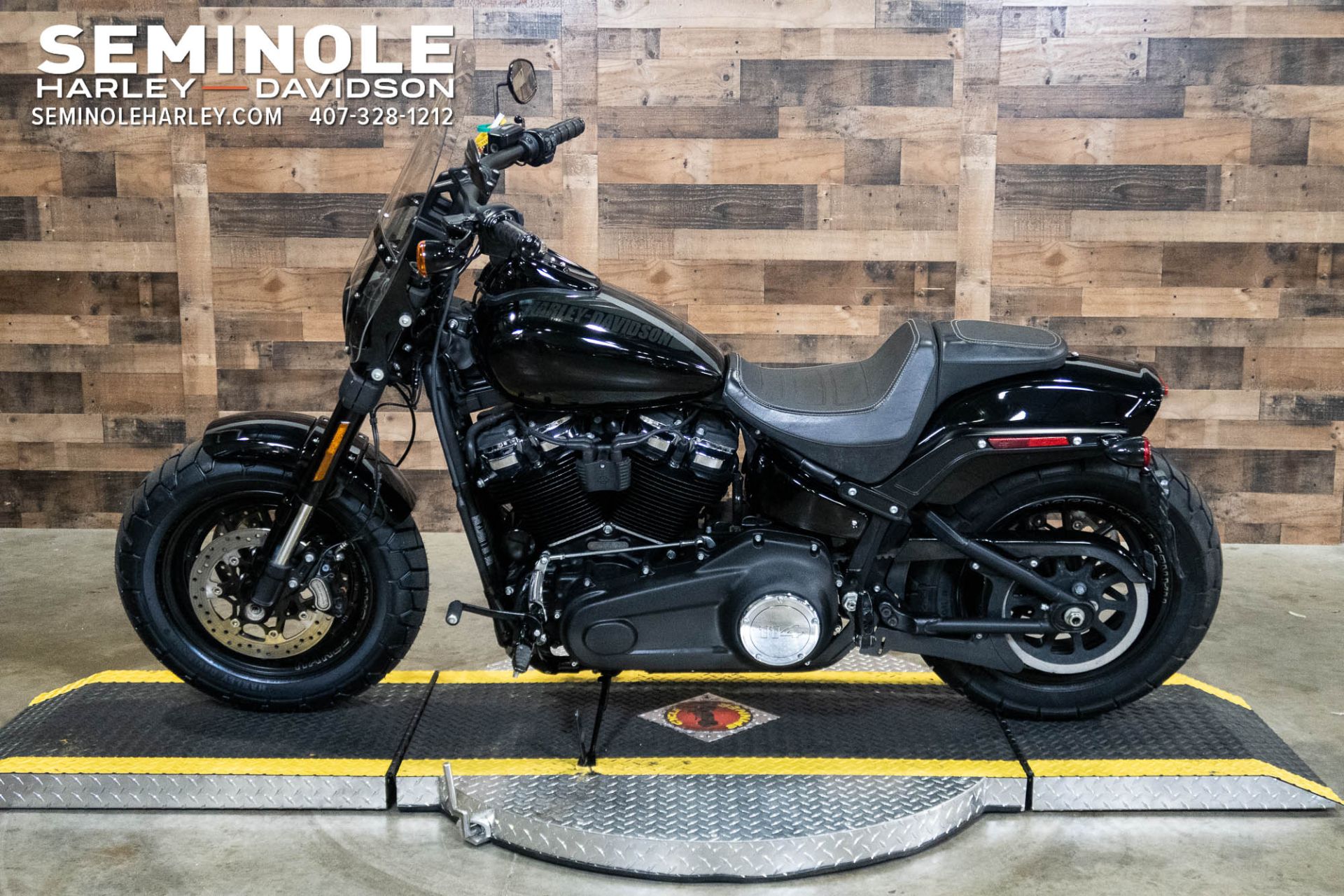 2019 Harley-Davidson Fat Bob® 114 in Sanford, Florida - Photo 5