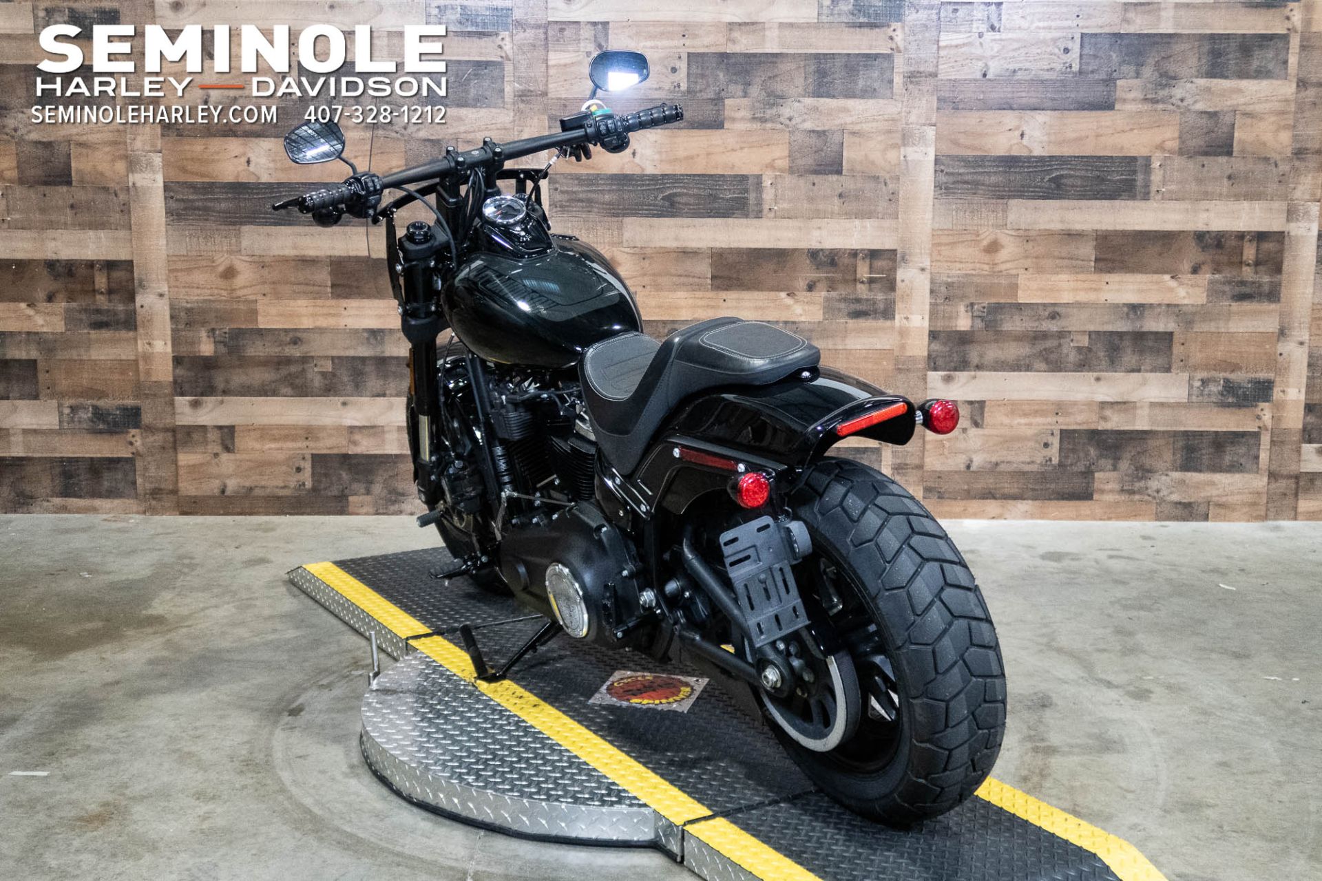 2019 Harley-Davidson Fat Bob® 114 in Sanford, Florida - Photo 6