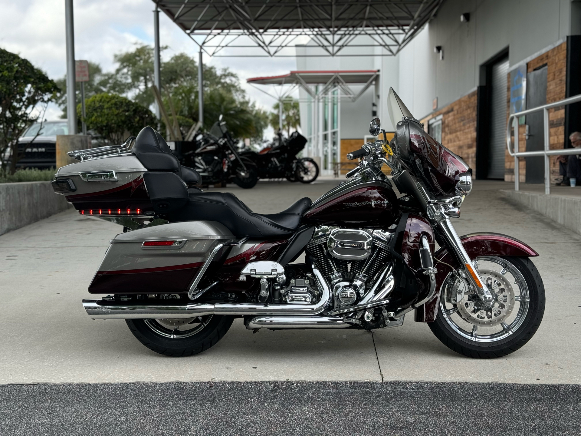 2015 Harley-Davidson CVO™ Limited in Sanford, Florida - Photo 1