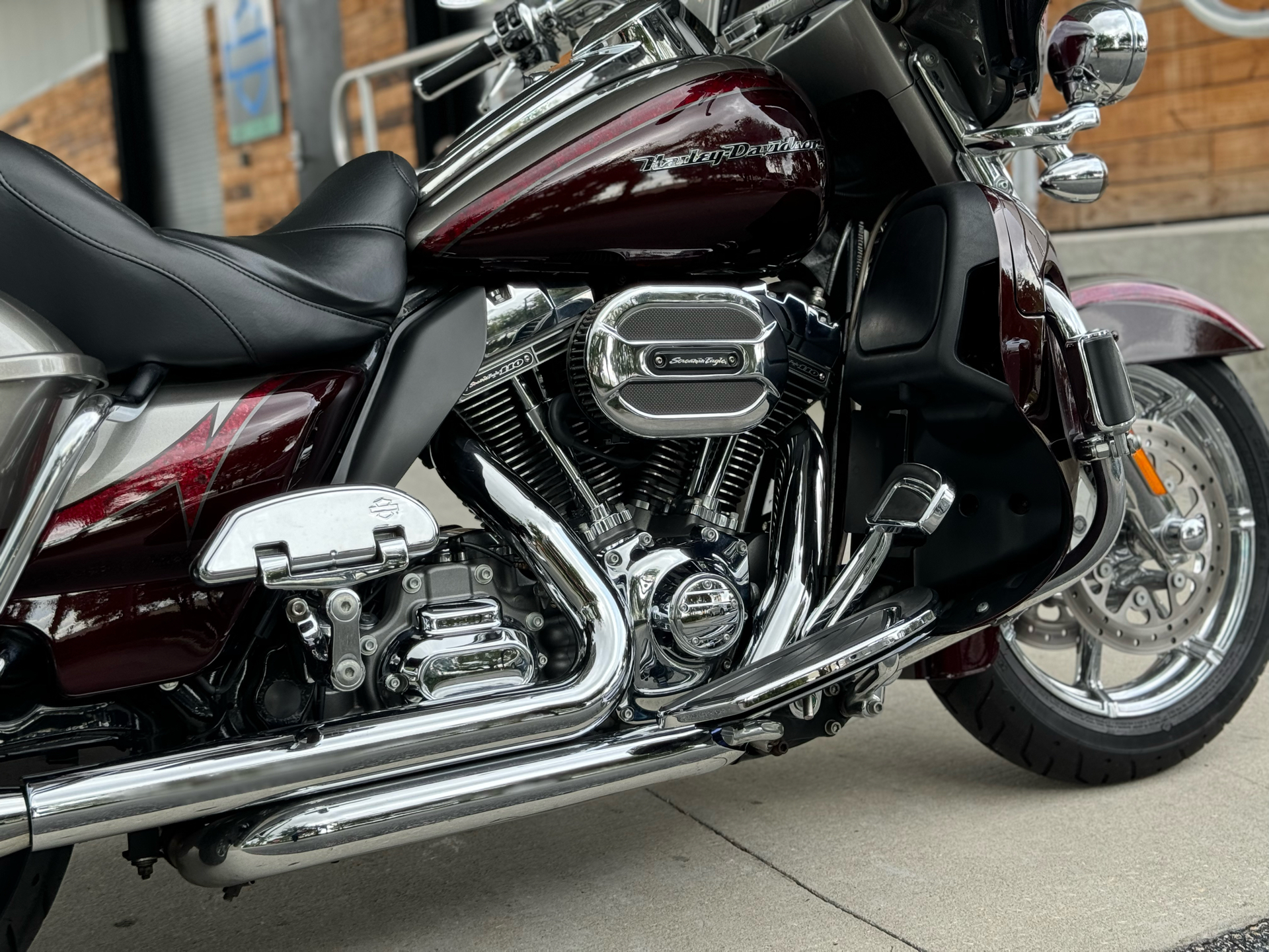 2015 Harley-Davidson CVO™ Limited in Sanford, Florida - Photo 6