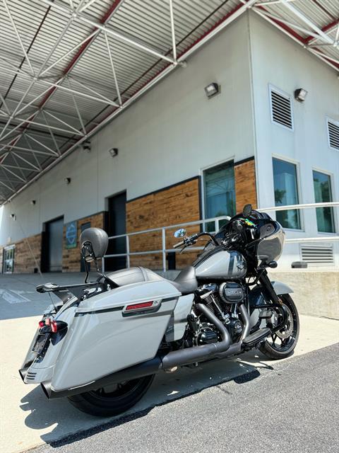 2022 Harley-Davidson Road Glide® Special in Sanford, Florida - Photo 2