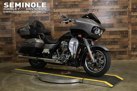 2016 Harley-Davidson Road Glide® Ultra in Sanford, Florida - Photo 2