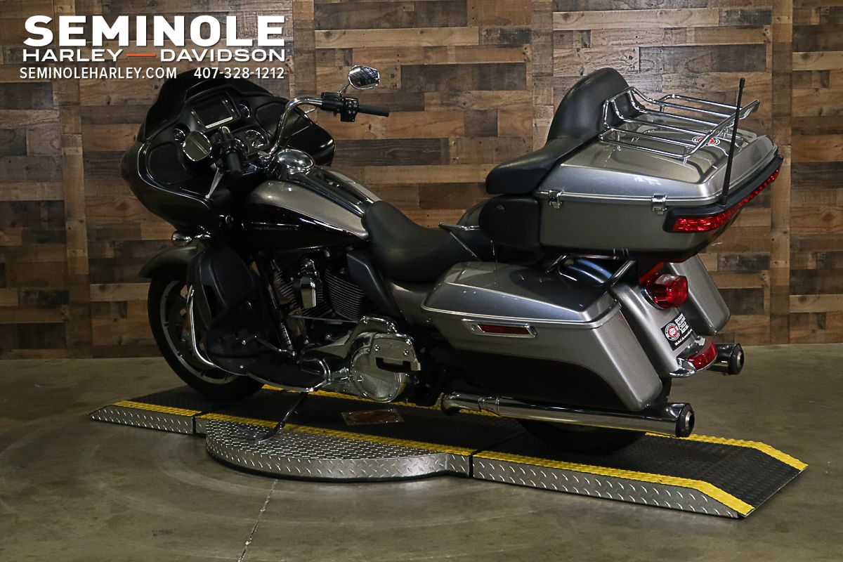 2016 Harley-Davidson Road Glide® Ultra in Sanford, Florida - Photo 6