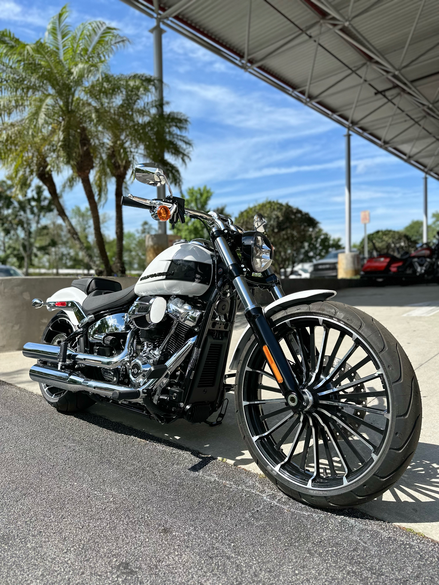 2024 Harley-Davidson Breakout® in Sanford, Florida - Photo 2