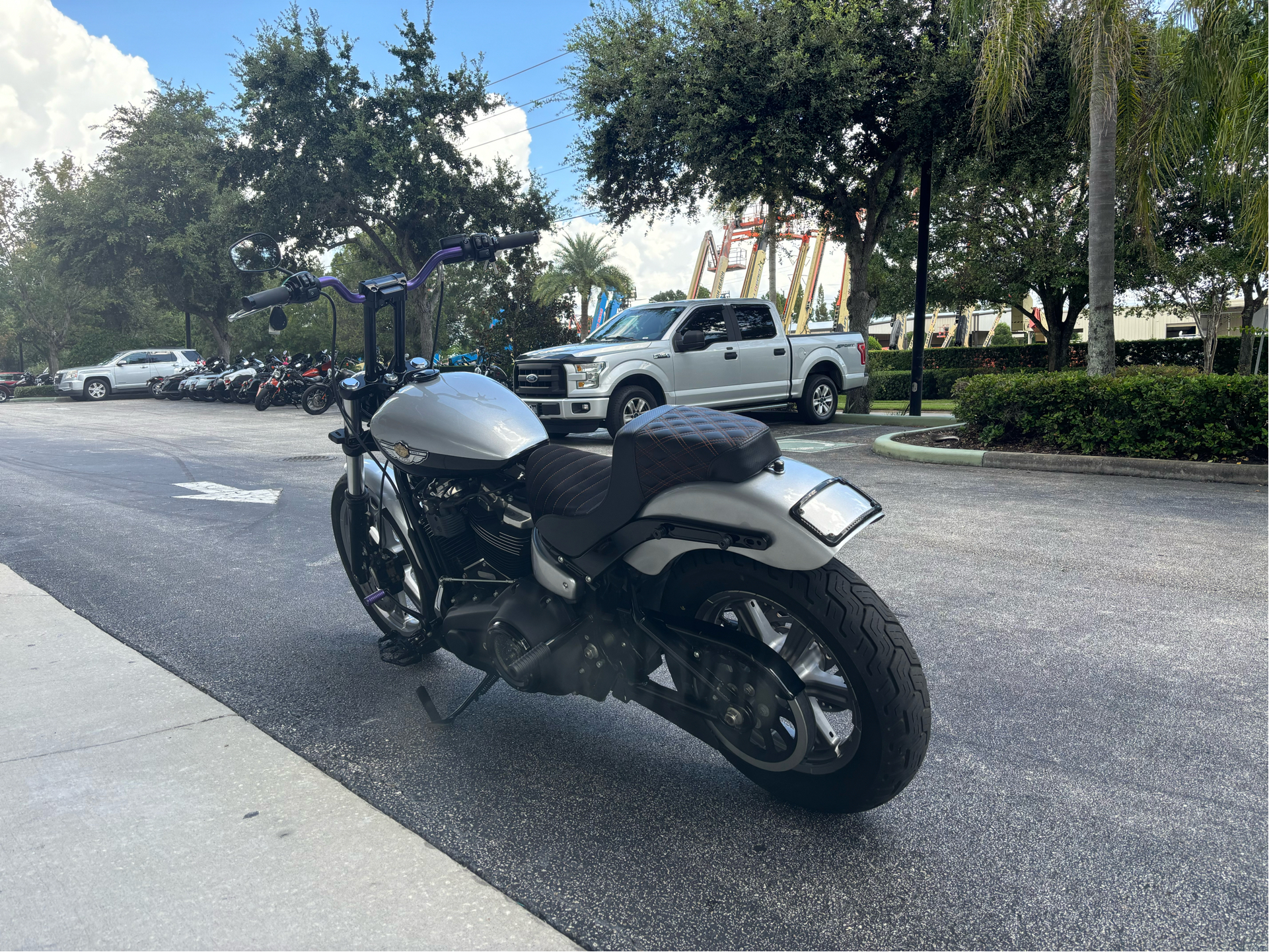 2018 Harley-Davidson Street Bob® 107 in Sanford, Florida - Photo 5